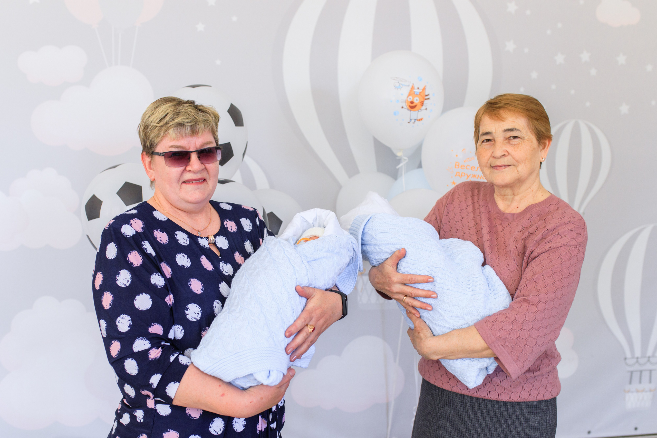 Съемка выписки из роддома. Фотограф в Уфе Ирина Идрисова