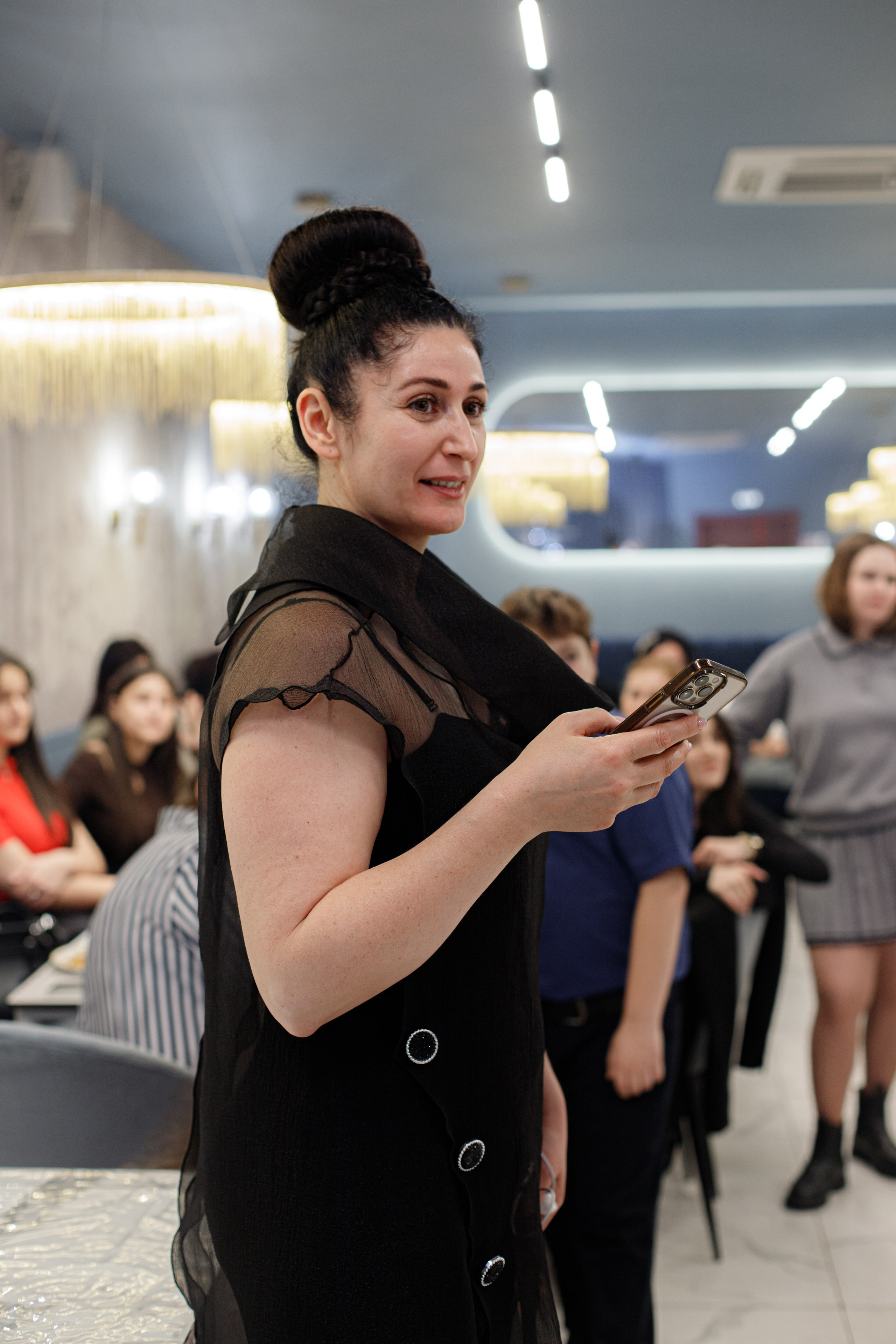 ASIA'S BIRTHDAY PARTY. Photokarish