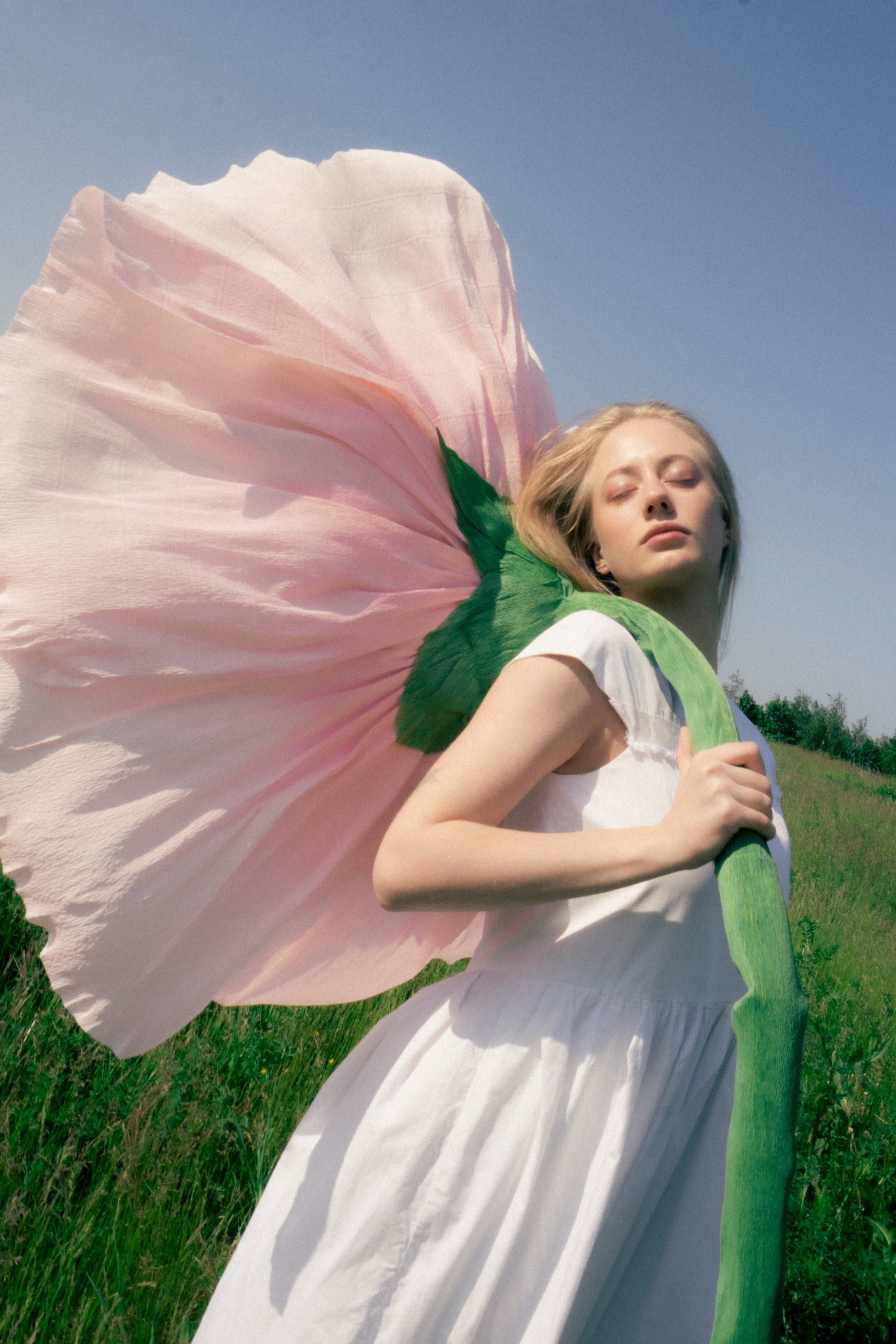 THUMBELINA. Коммерческий и fashion-фотограф в Санкт-Петербурге Олеся Поле