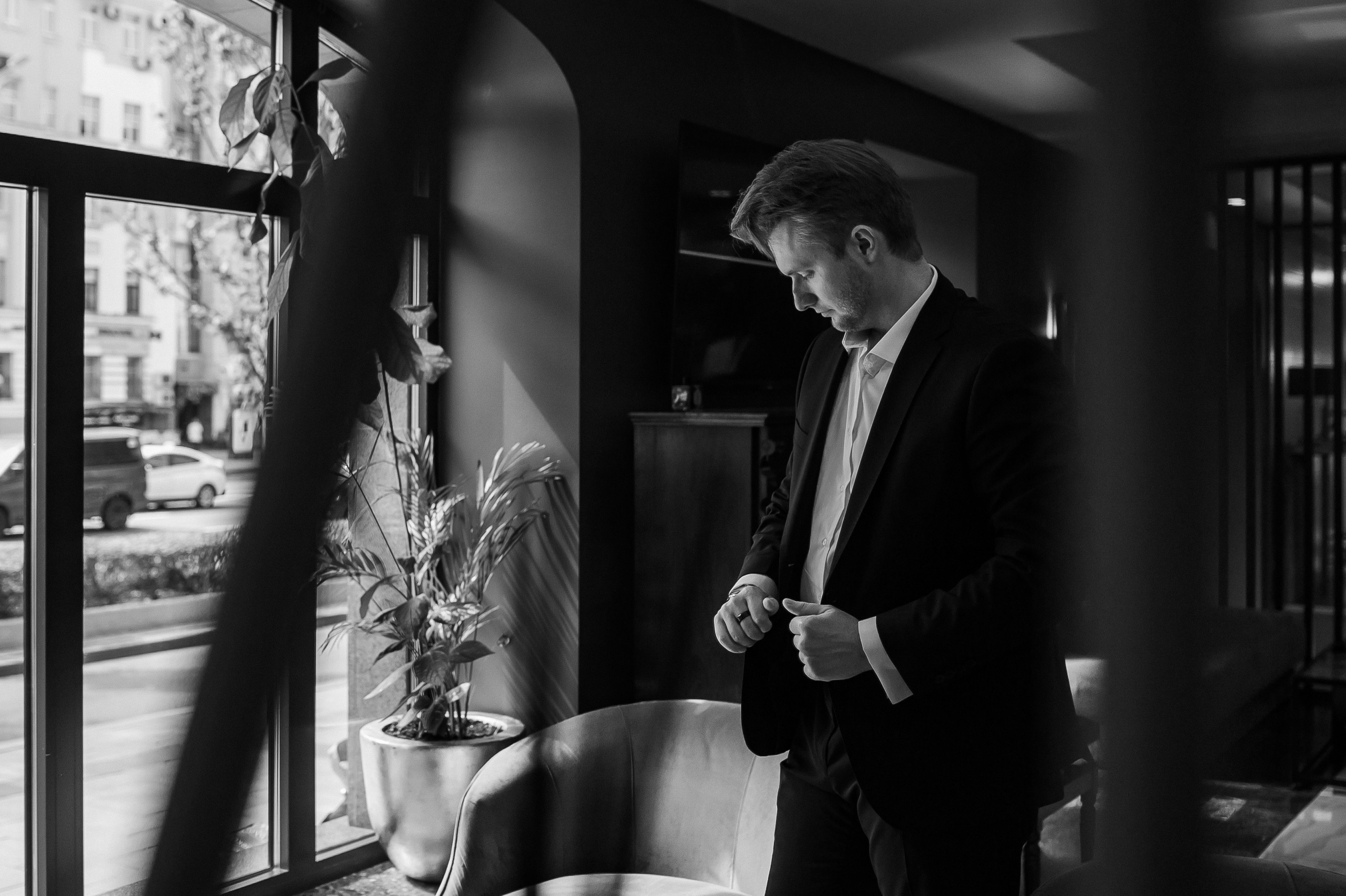 Жених в свадебном образе