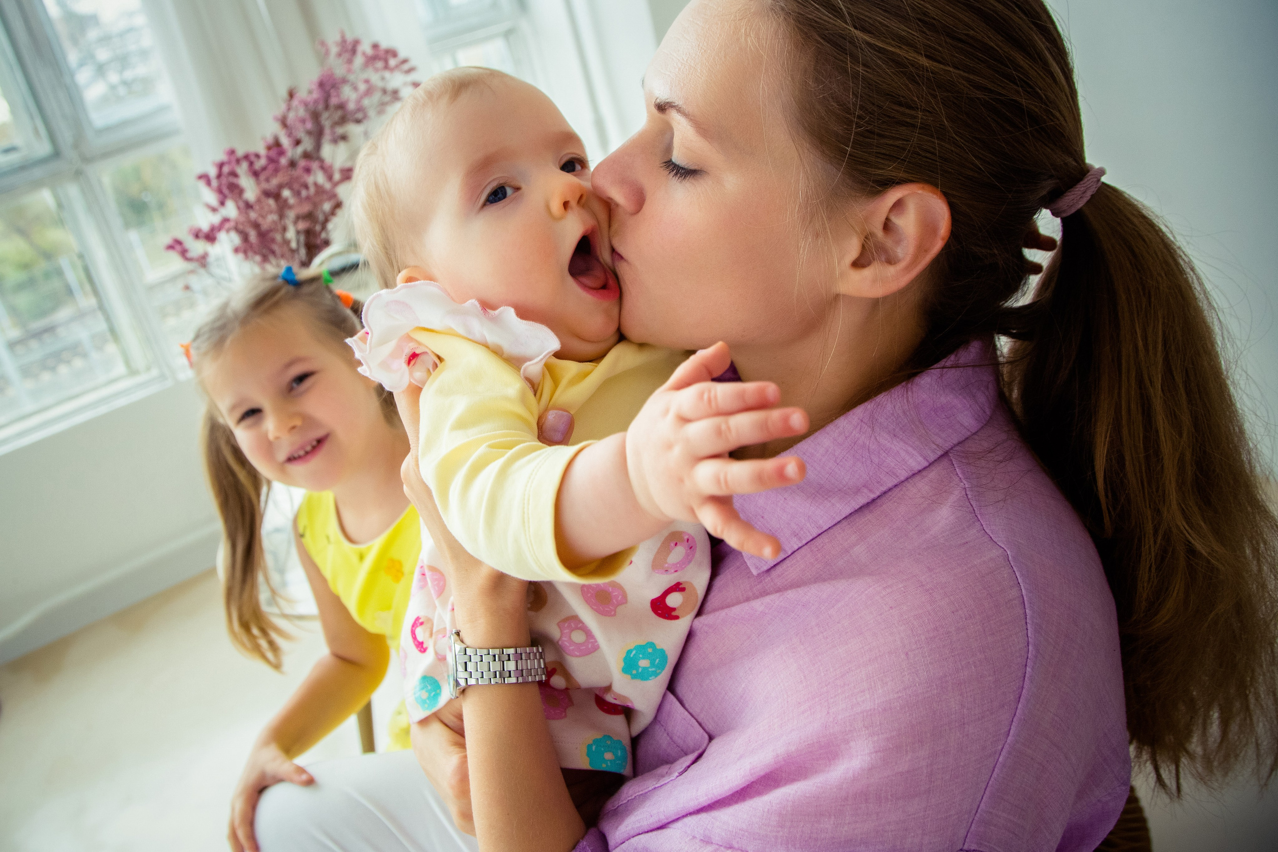 Семейная фотосессия в студии One take studio VANILLA. Свадебный и семейный фотограф в Москве и Подмосковье Лариса Козлова