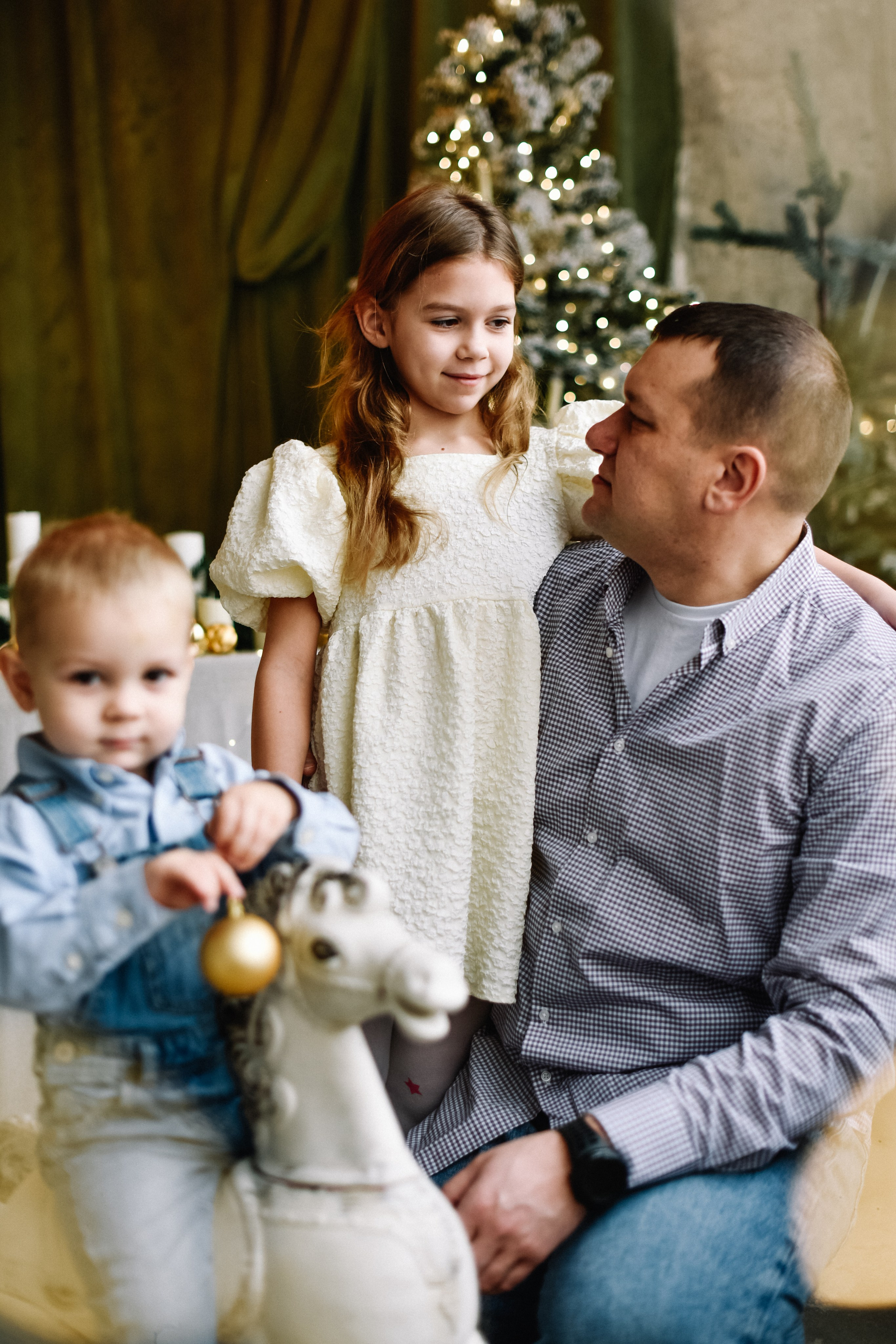 Семья Анастасии, Андрея, Тани и Вани