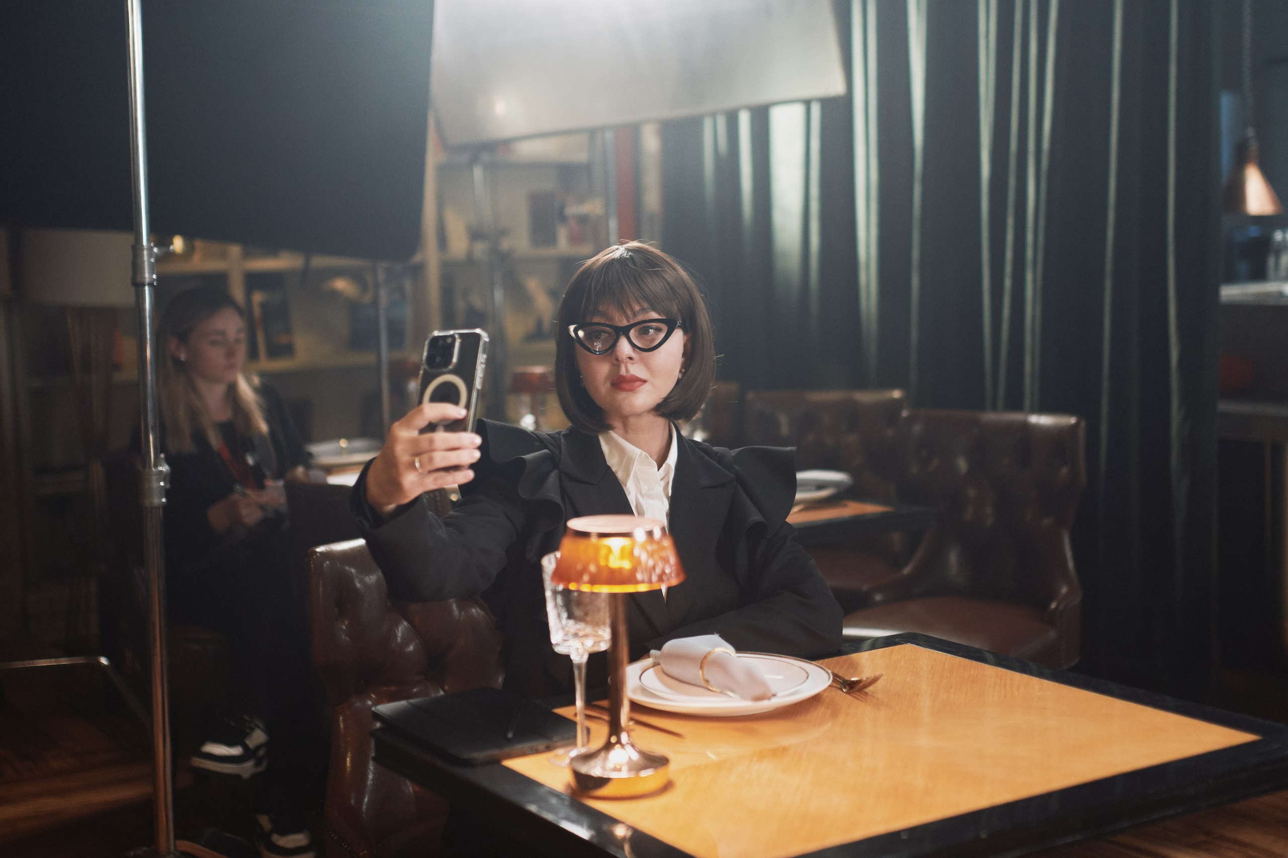 Демис и Марина (сериал). Евгений Бреча. Коммерческий и бэкстейдж фотограф в Москве