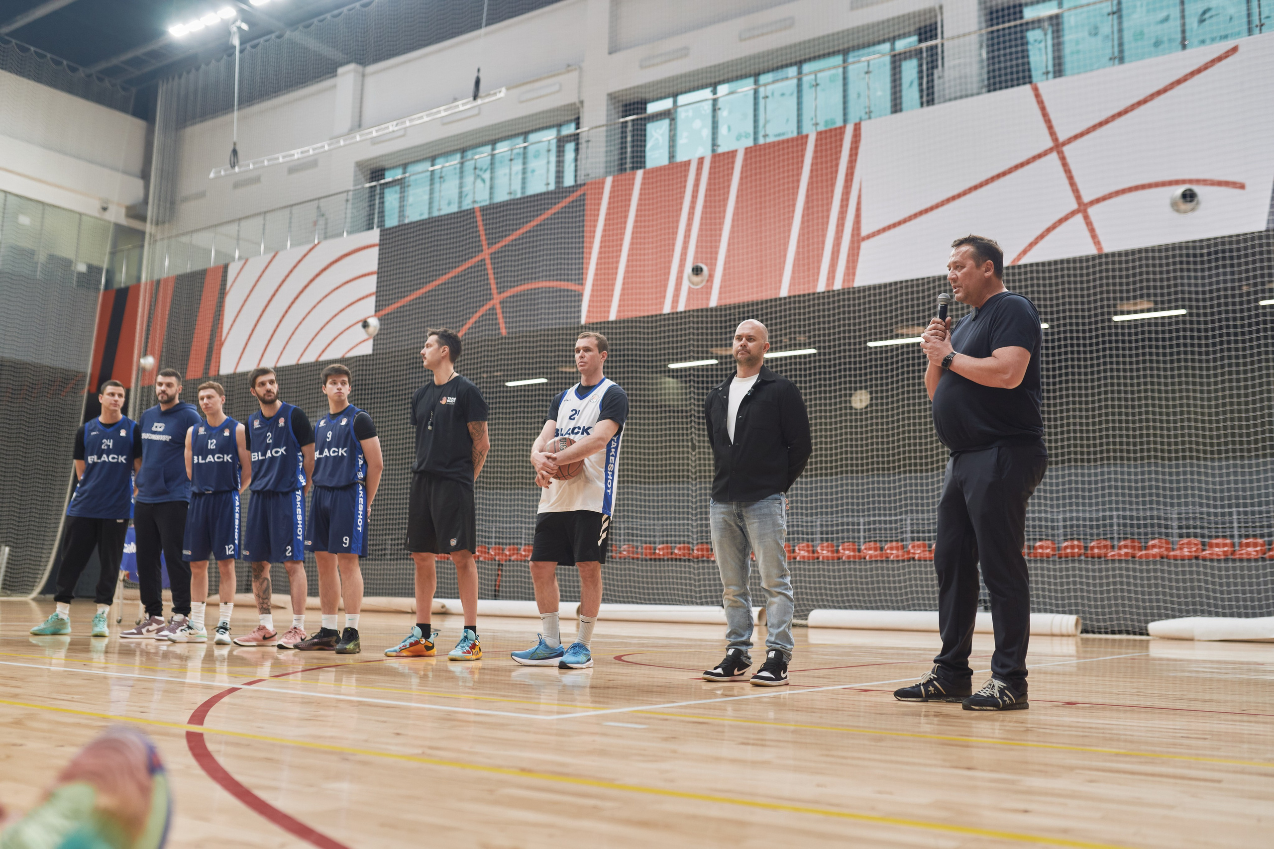 Новогодний баскетбол 2025. Детская лига. Евгений Бреча. Коммерческий и бэкстейдж фотограф в Москве