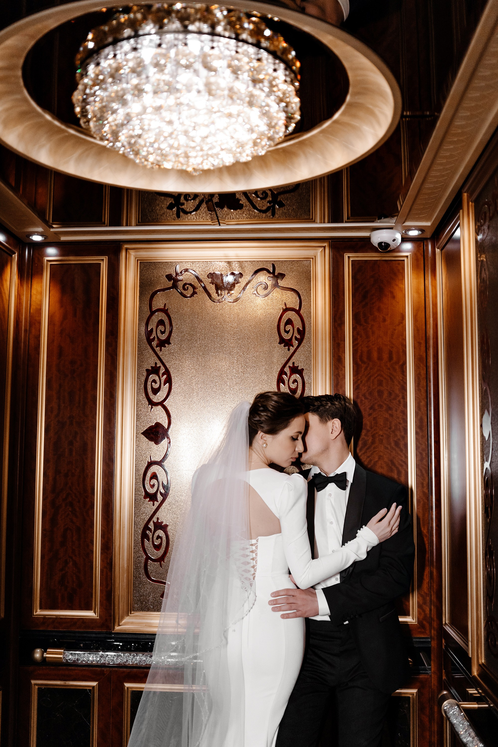 Фотосессия свадьбы в Lotte Plaza. Свадебный и семейный фотограф в Москве Светлана Зоткина