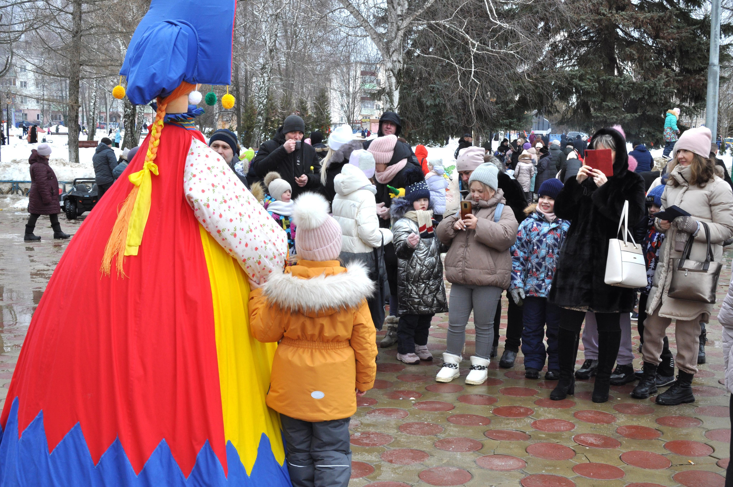 Масленица. Фотостудия Портрет Свадебный и семейный фотограф в Рязани