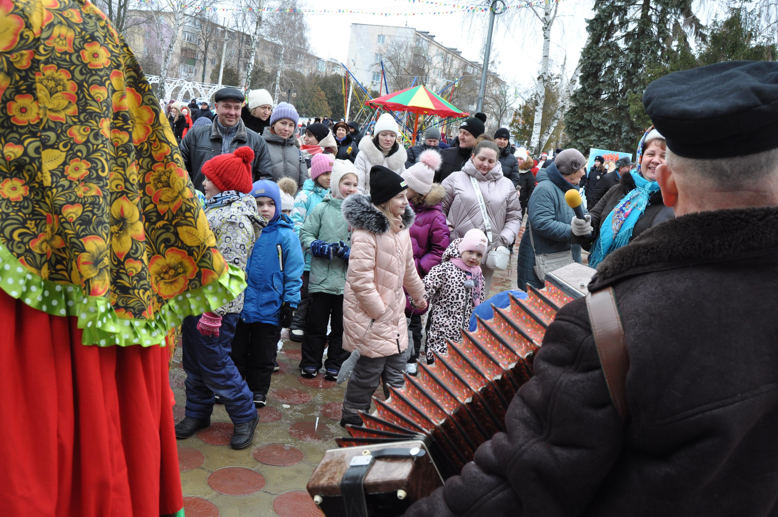 Масленица. Фотостудия Портрет Свадебный и семейный фотограф в Рязани