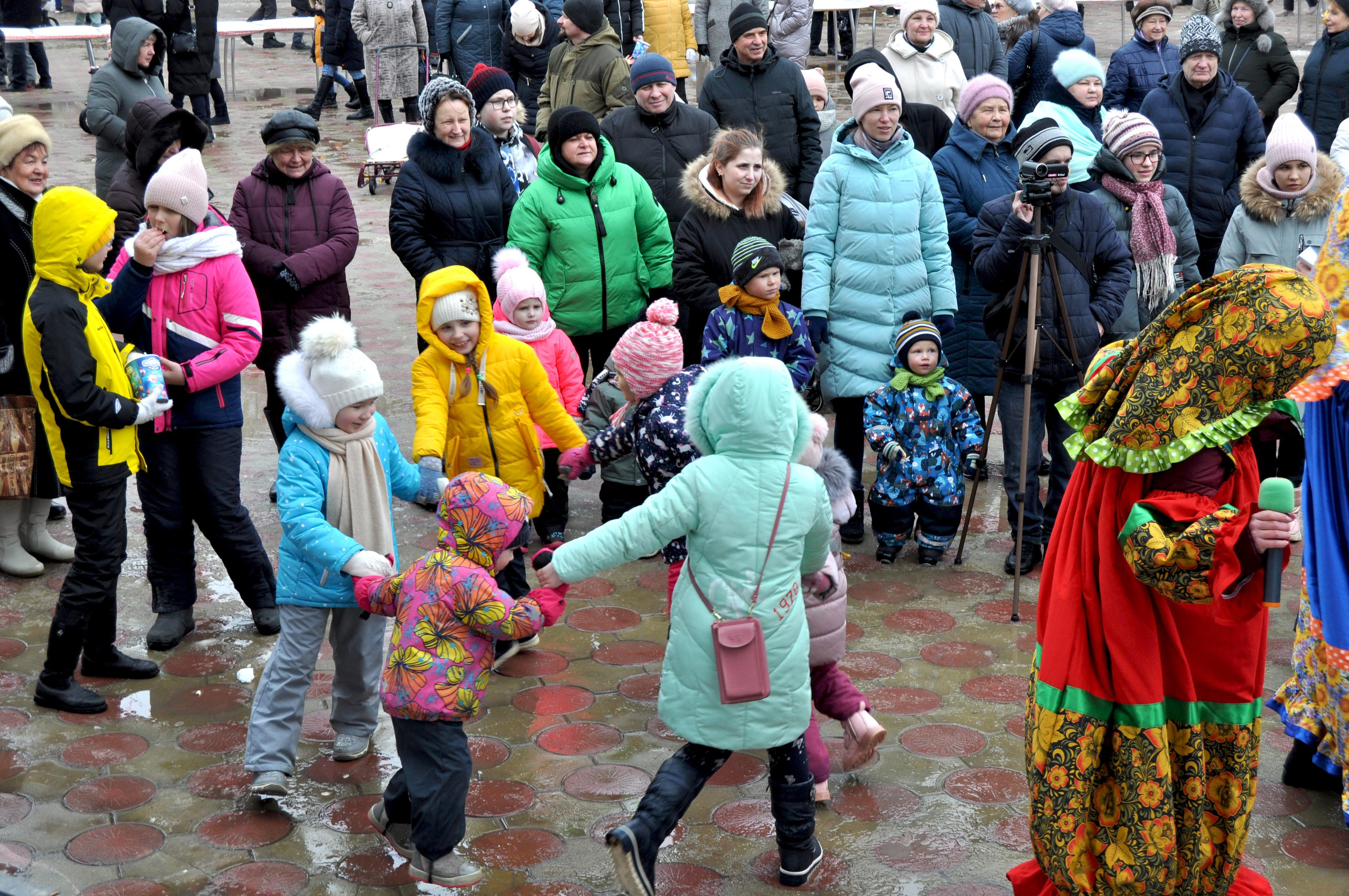 Масленица. Фотостудия Портрет Свадебный и семейный фотограф в Рязани