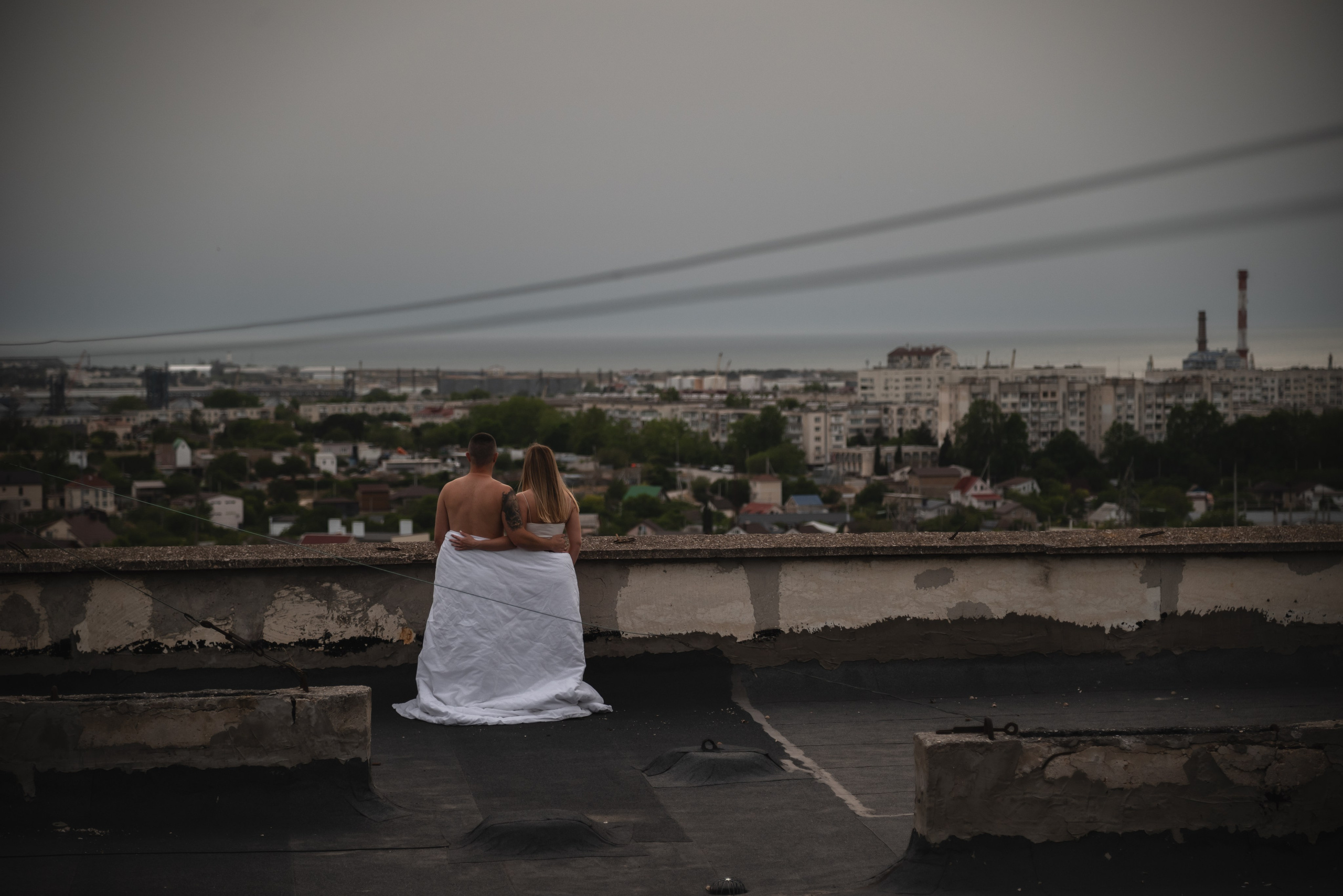 На крыше в одеялах. Свадебный фотограф Анна Хочева