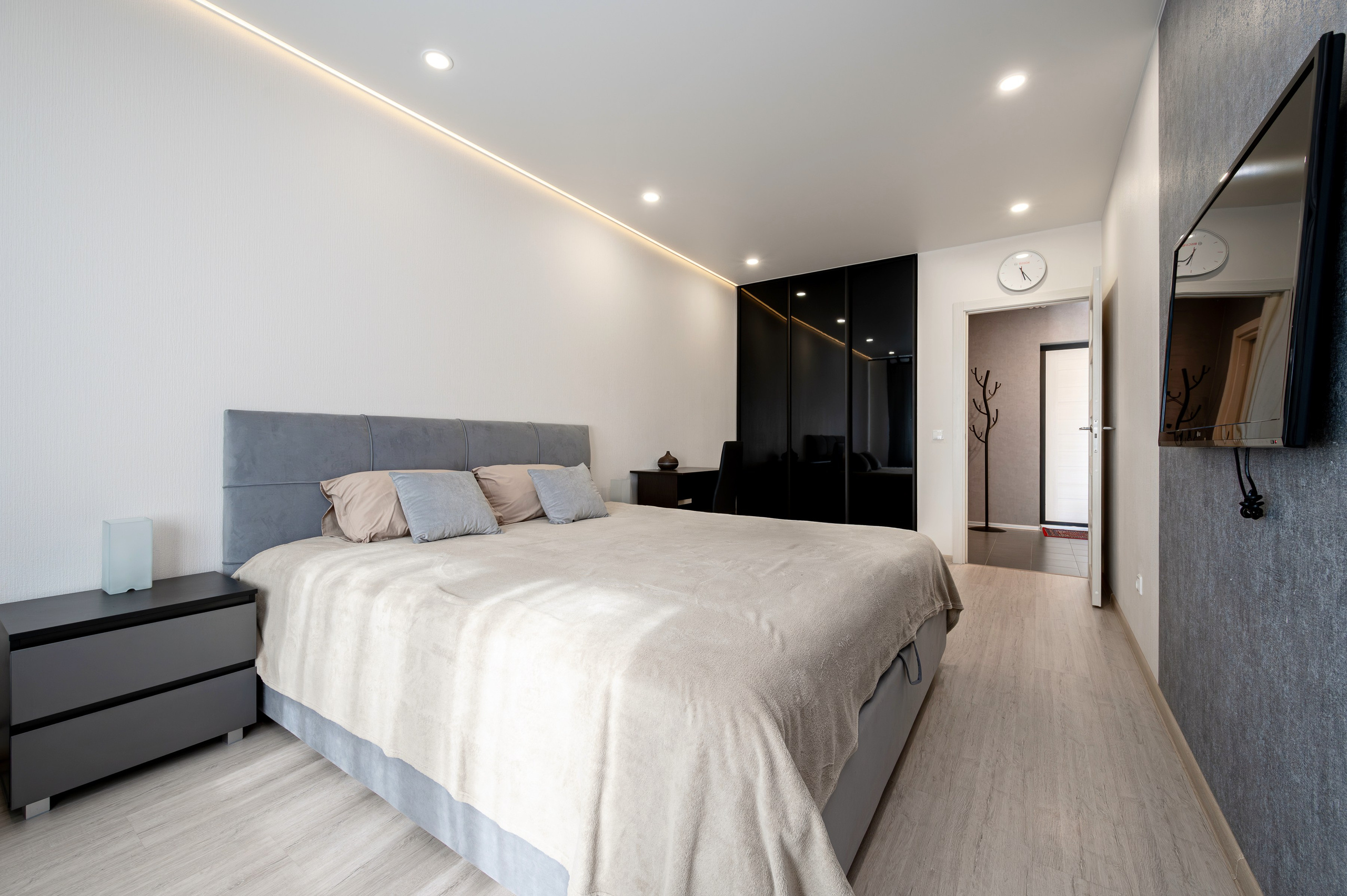 Квартира под суточную аренду на ул. Тамбасова. Интерьерный фотограф. Фото- видеосъемка недвижимости Санкт-Петербург