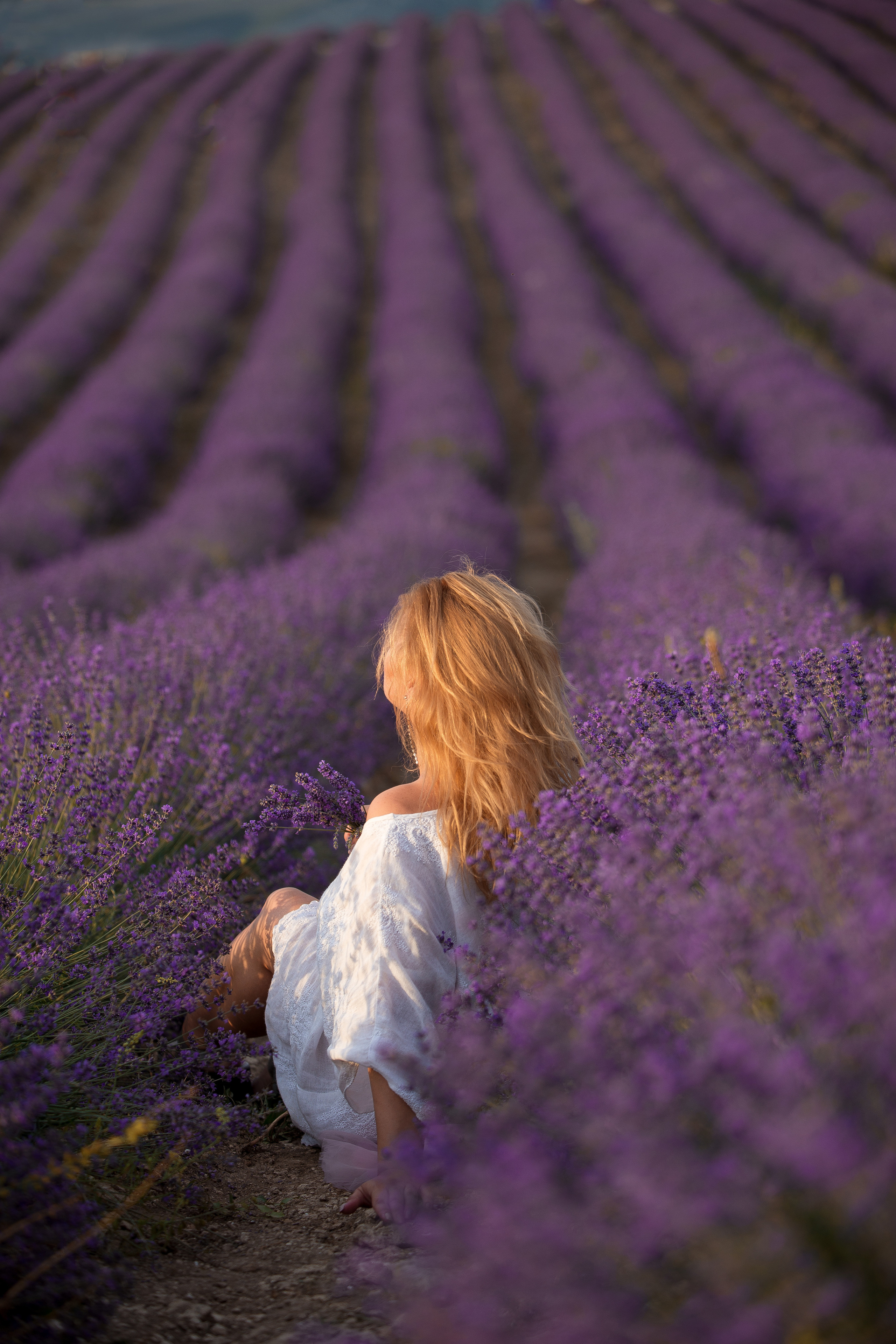 Экспресс фотосессии на лавандовых полях в Тургеневке (Крым) - сочные кадры от фотографа Александры Погребняк. Ознакомиться с портфолио, уточнить условия и цены можно на сайте или по телефону, указанному в разделе "Контакты", предварительная запись по телефону +79788481042