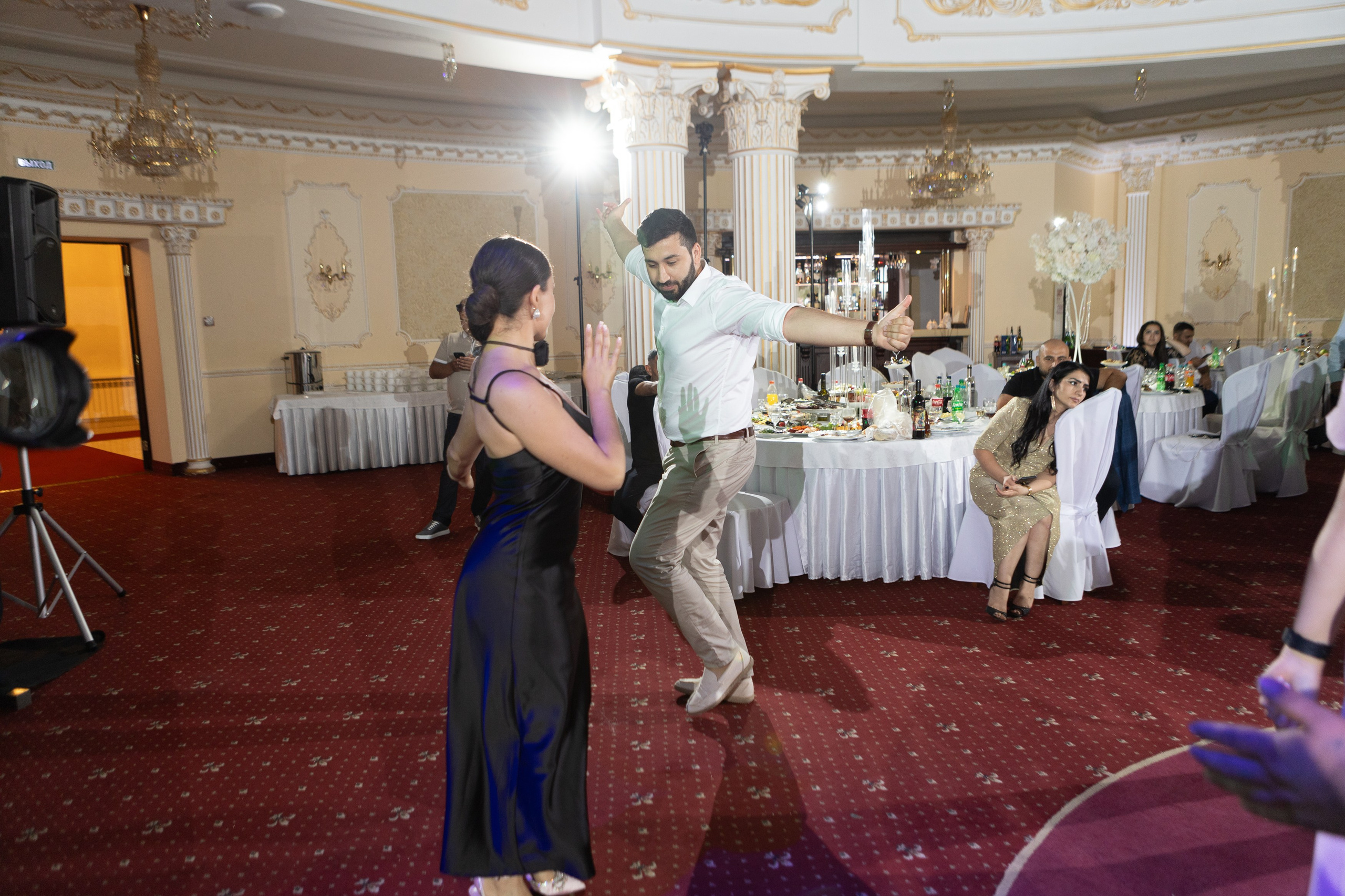 Свадебный фотограф Уфа — Руслан ГабдлисламовЖивые эмоции, красивые кадры, воспоминания на всю жизнь.Работаю по всей Республике Башкортоста. Свадебный фотограф Уфа Руслан Габдлисламов