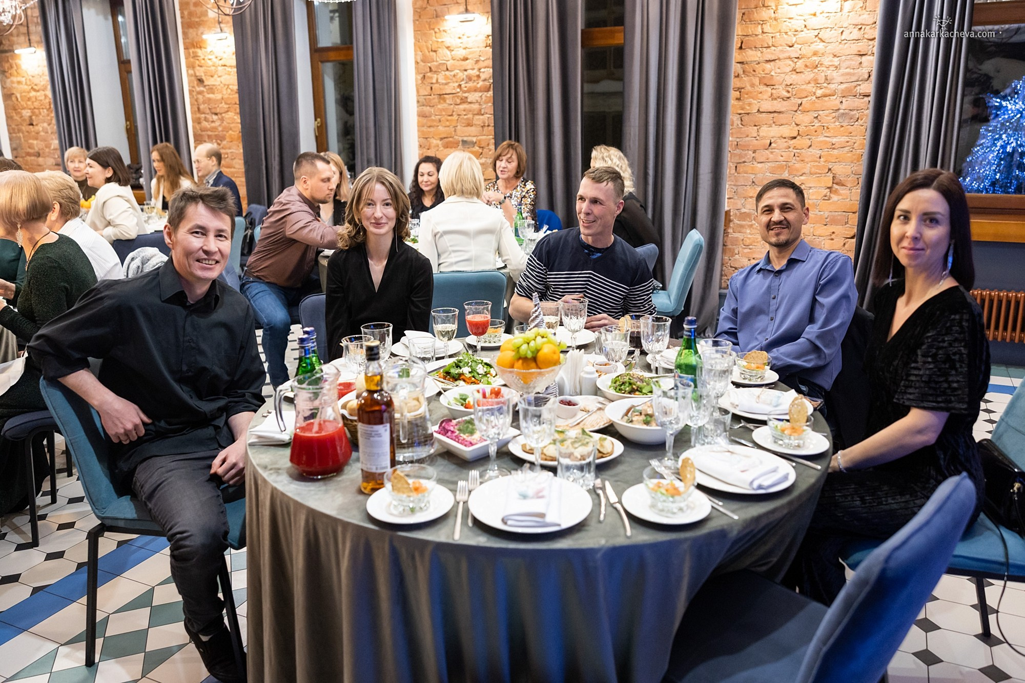 Репортажные съемки Санкт-Петербург. Ароматестирование по методу Аромакод и Нейростатус в Санкт-Петербурге