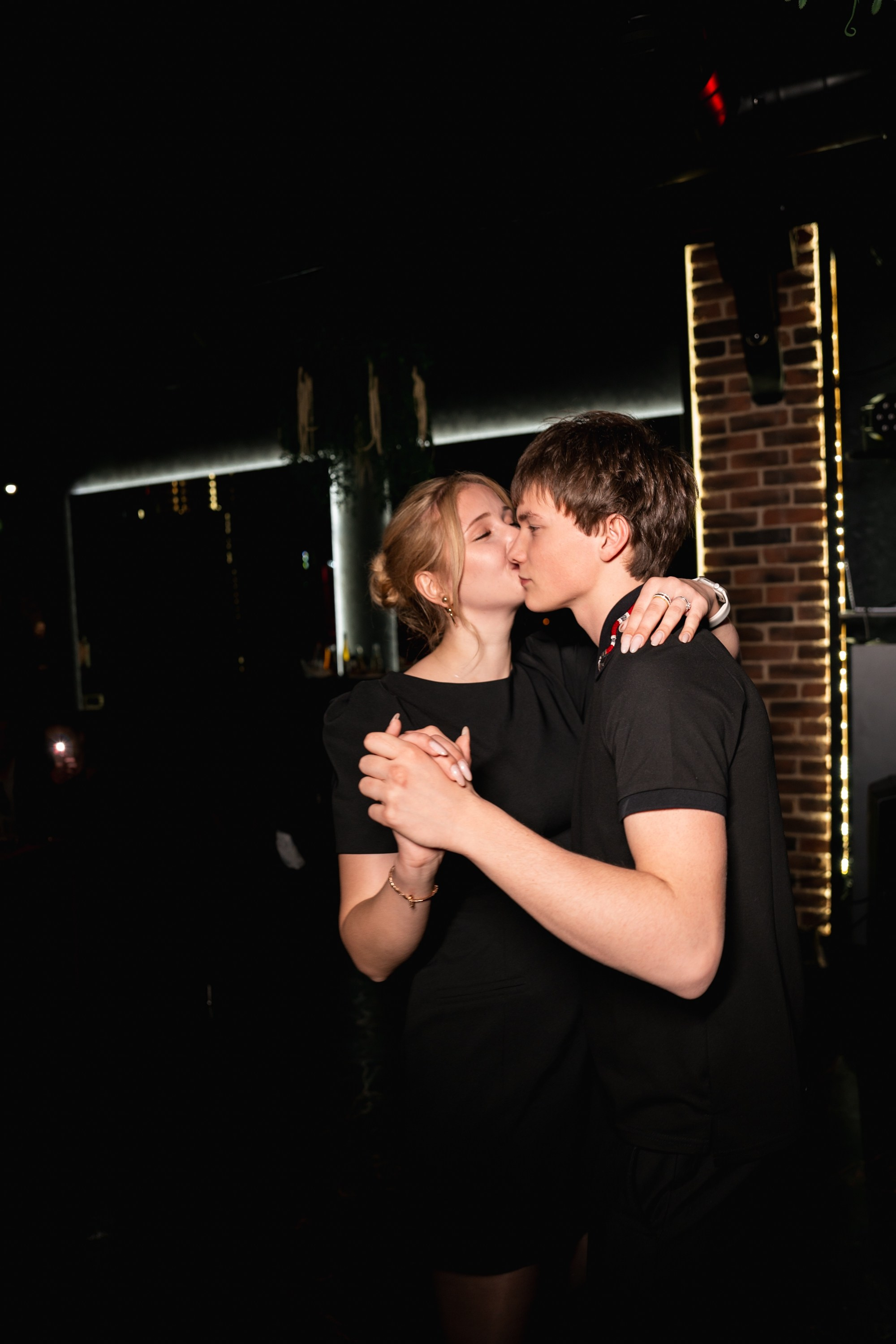 18 ЛЕТ. Женский портрет