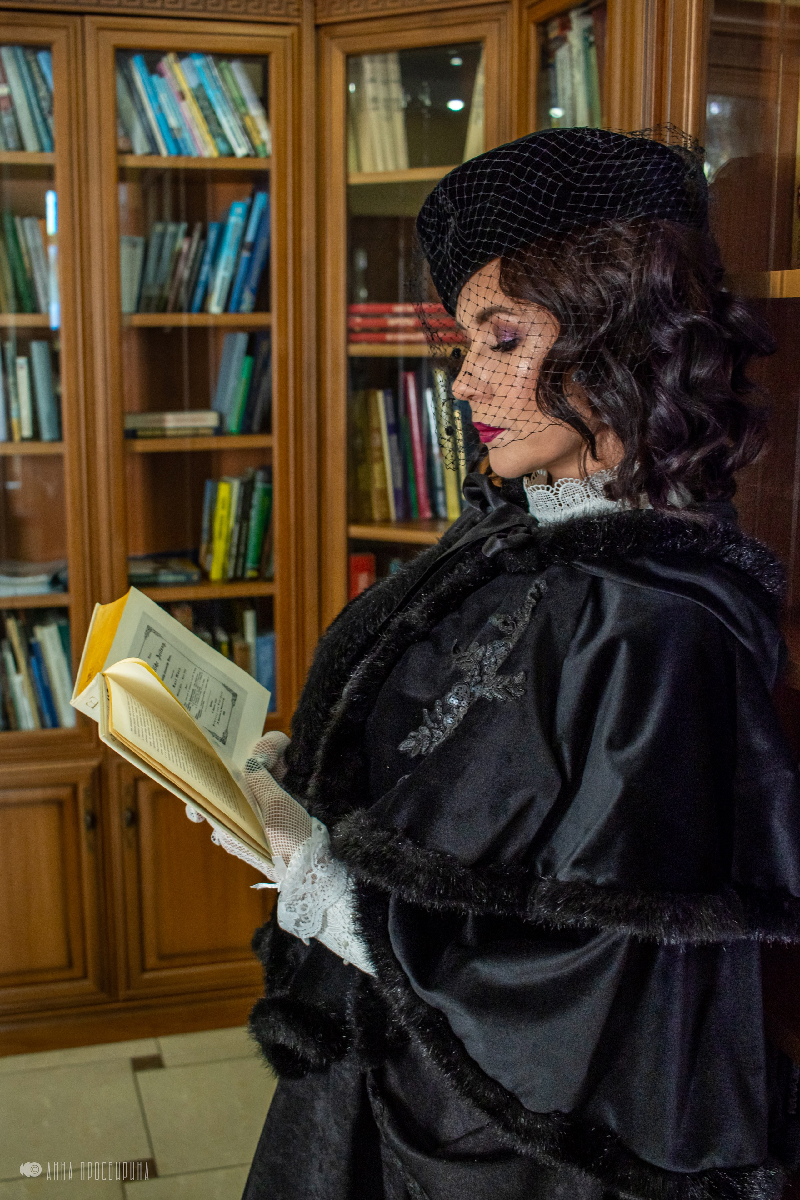 Тематическая фотосессия в библиотеке. Ваш фотограф в Санкт-Петербурге Анна Просвирина