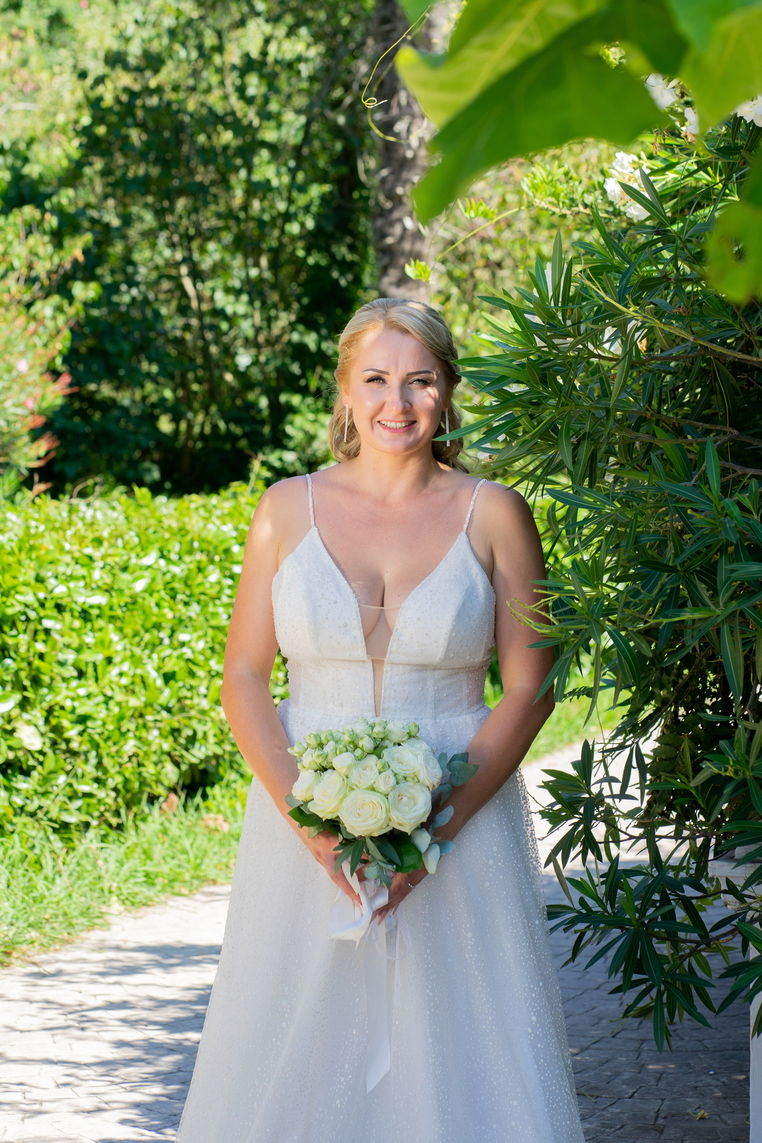 Свадебная серия в парке. Фотограф в Сочи Тиунова Маргарита и Тиунов Евгений