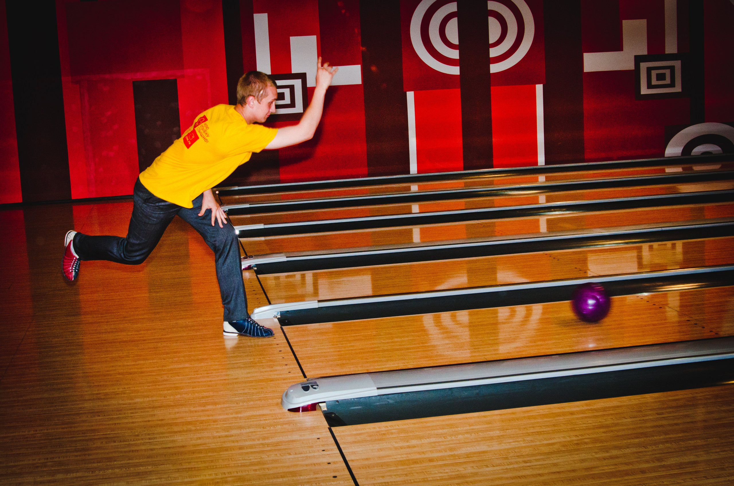 Копоратив.МТС-Теле2-Ростелеком.Боулинг. Свадебный и семейный фотограф Денис Лукьянов в Краснодаре, Краснодарском крае и Республике Крым