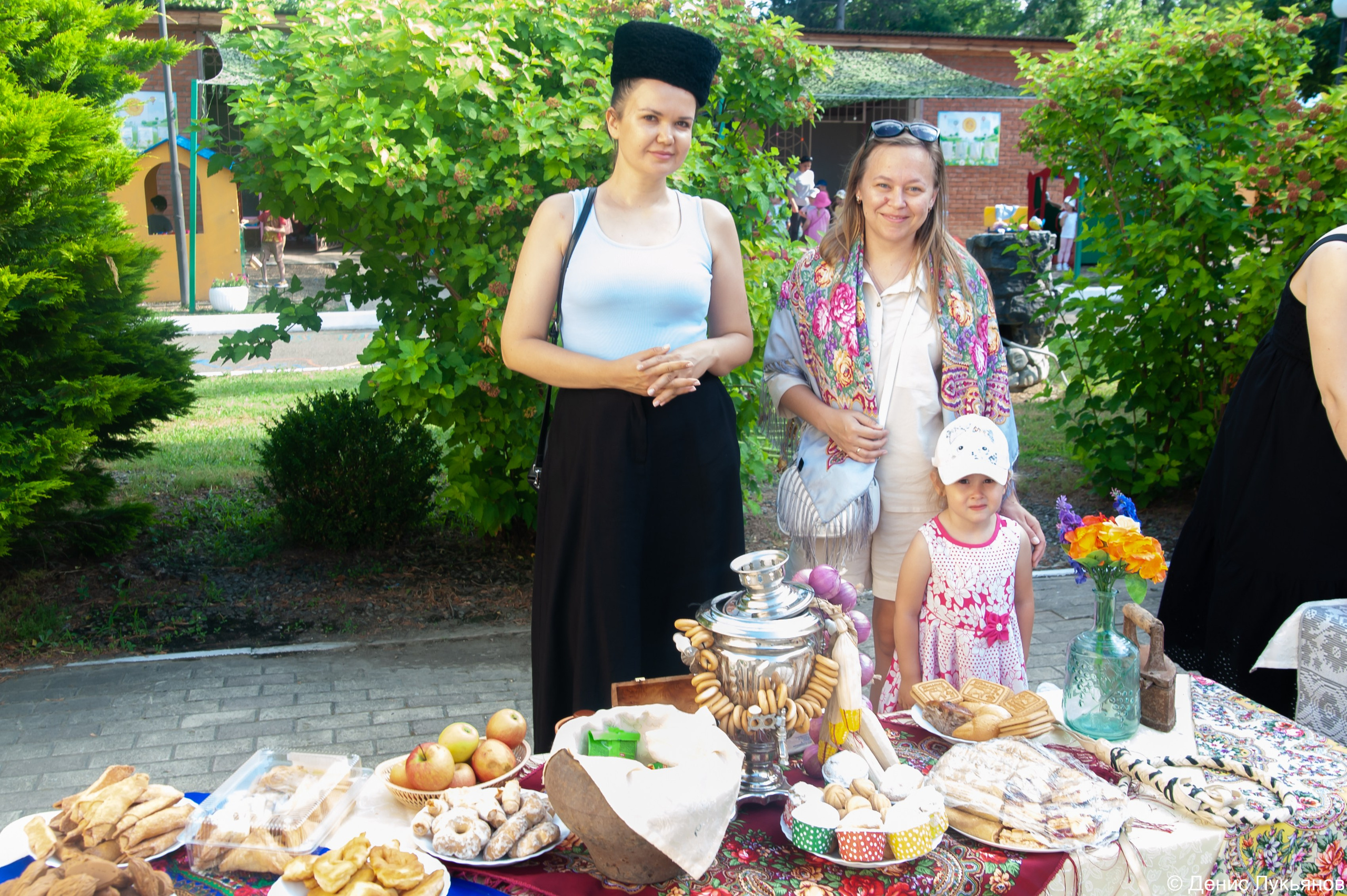 Ярмарка. Свадебный и семейный фотограф Денис Лукьянов в Краснодаре, Краснодарском крае и Республике Крым