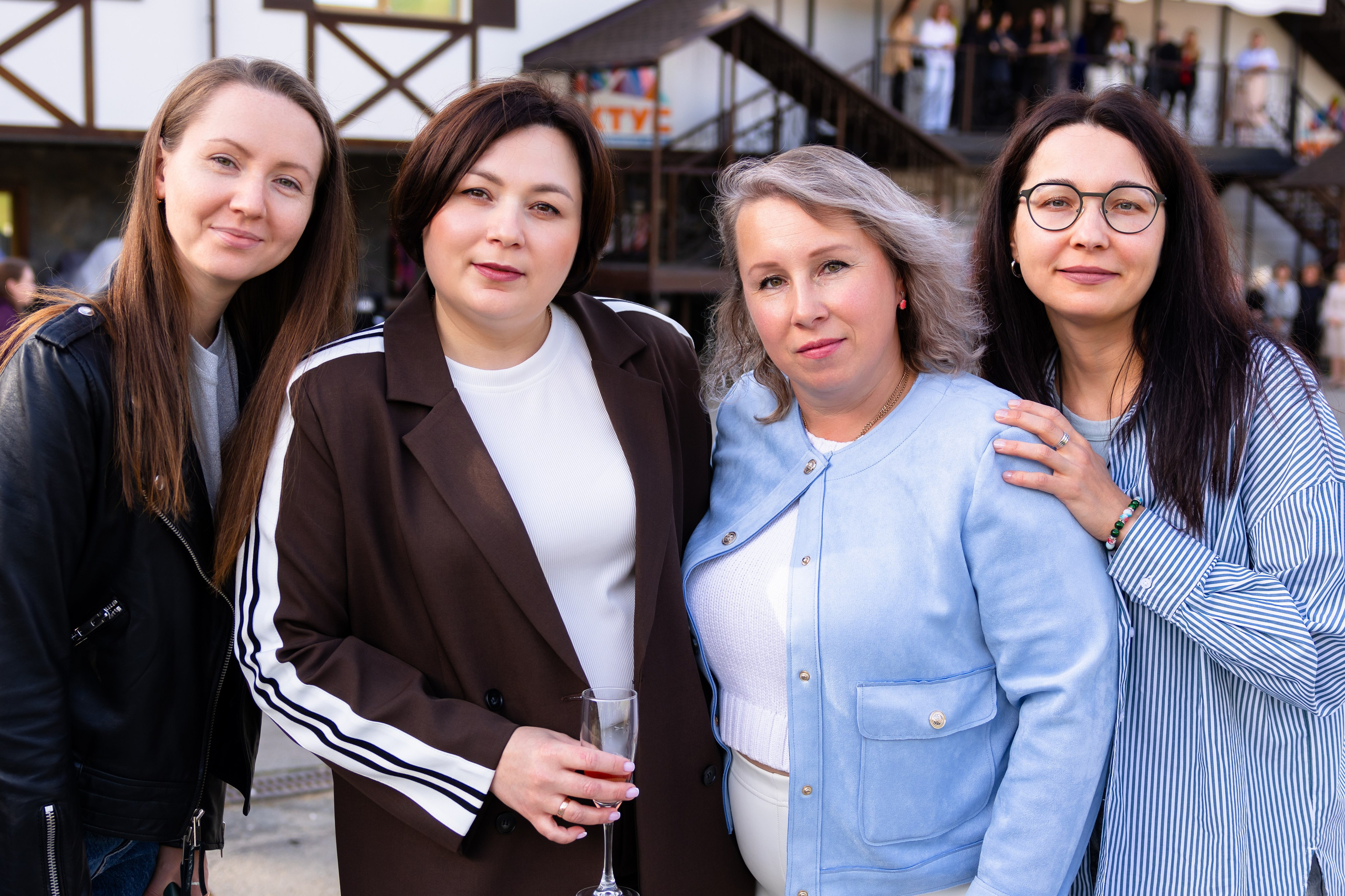 Летний корпоратив на Уктусе, фотосъёмка в Екатеринбурге. Фотограф в Екатеринбурге Пойгина Елена