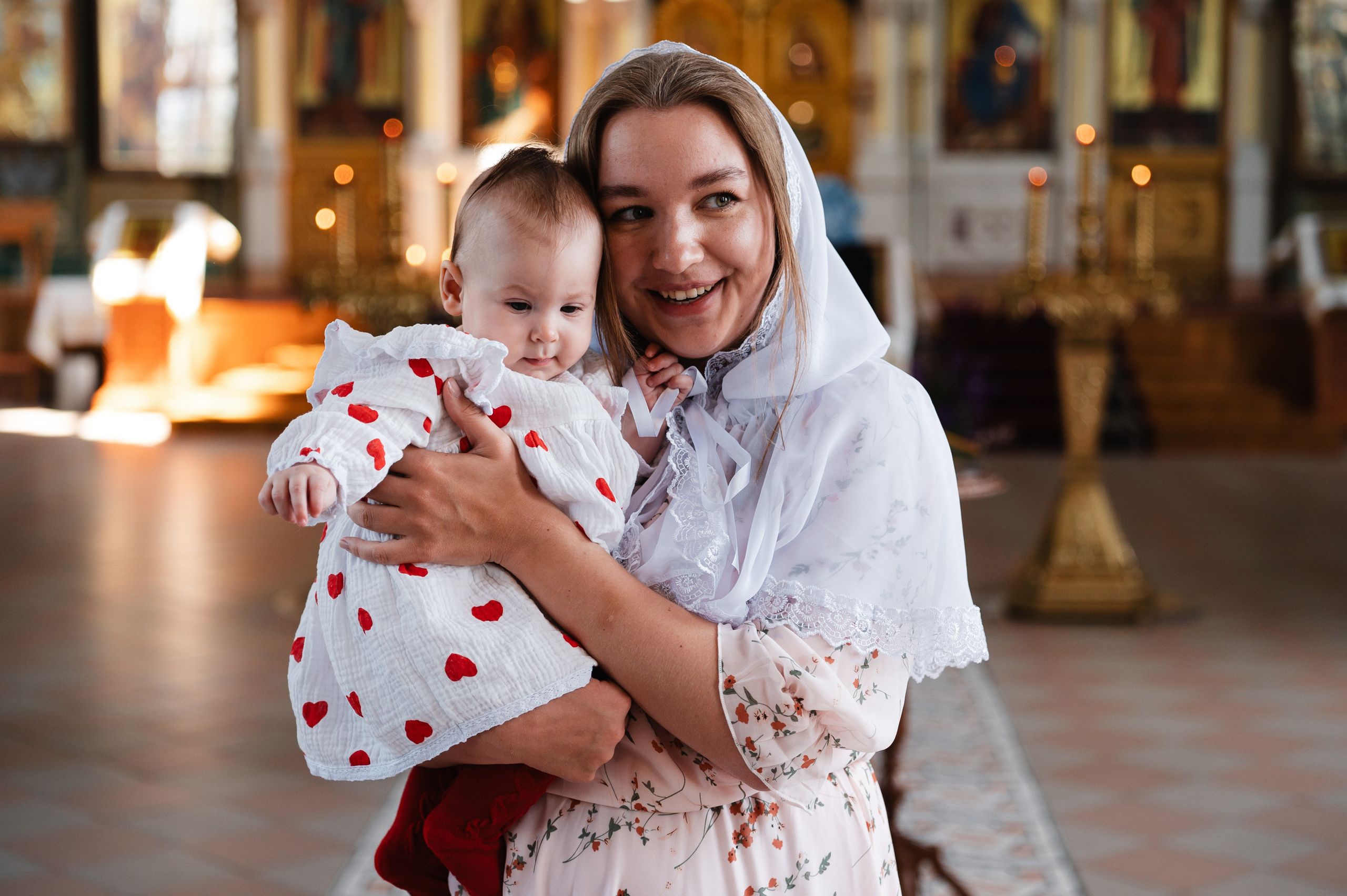 Таинство Крещения Дарьи (Храм Преполовения Пятидесятницы). Фотограф Ярута Оксана / Ростов-на-Дону