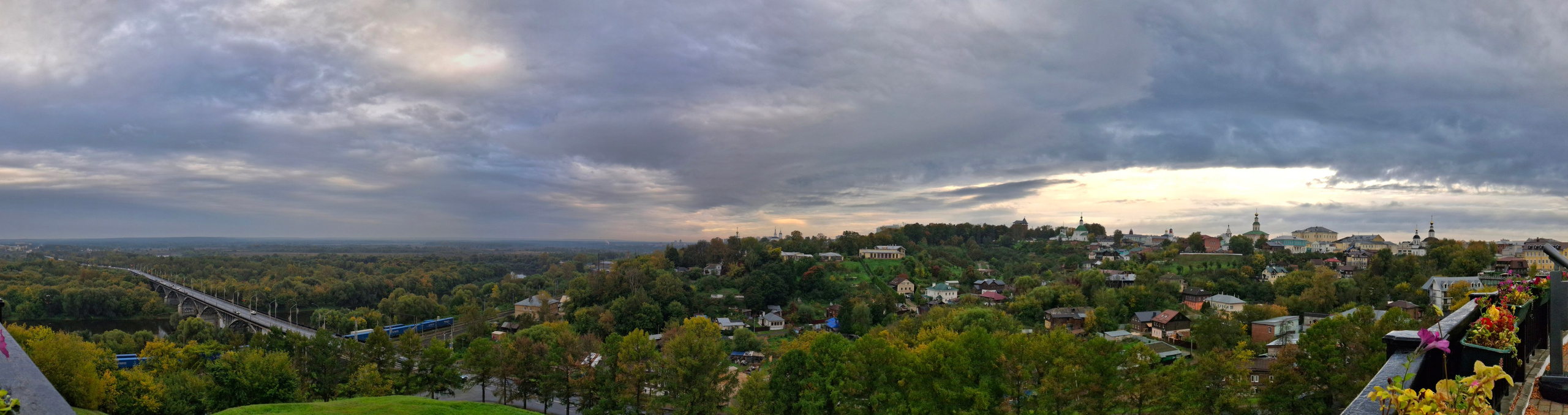 Владимир. Утро и вечер 19 сентября 2025. Игорь Жучков. Россия увиденная глазами путешествующего фотографа