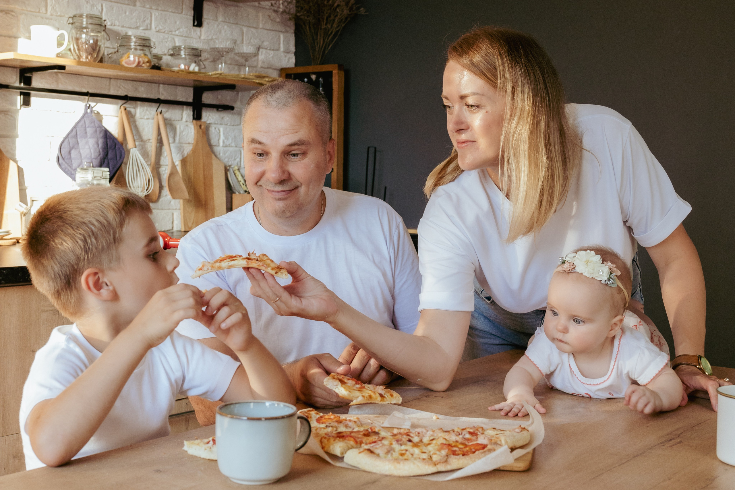 Pizza (Слава, Наташа, Макс и Ксюша. Август '23). Главная
