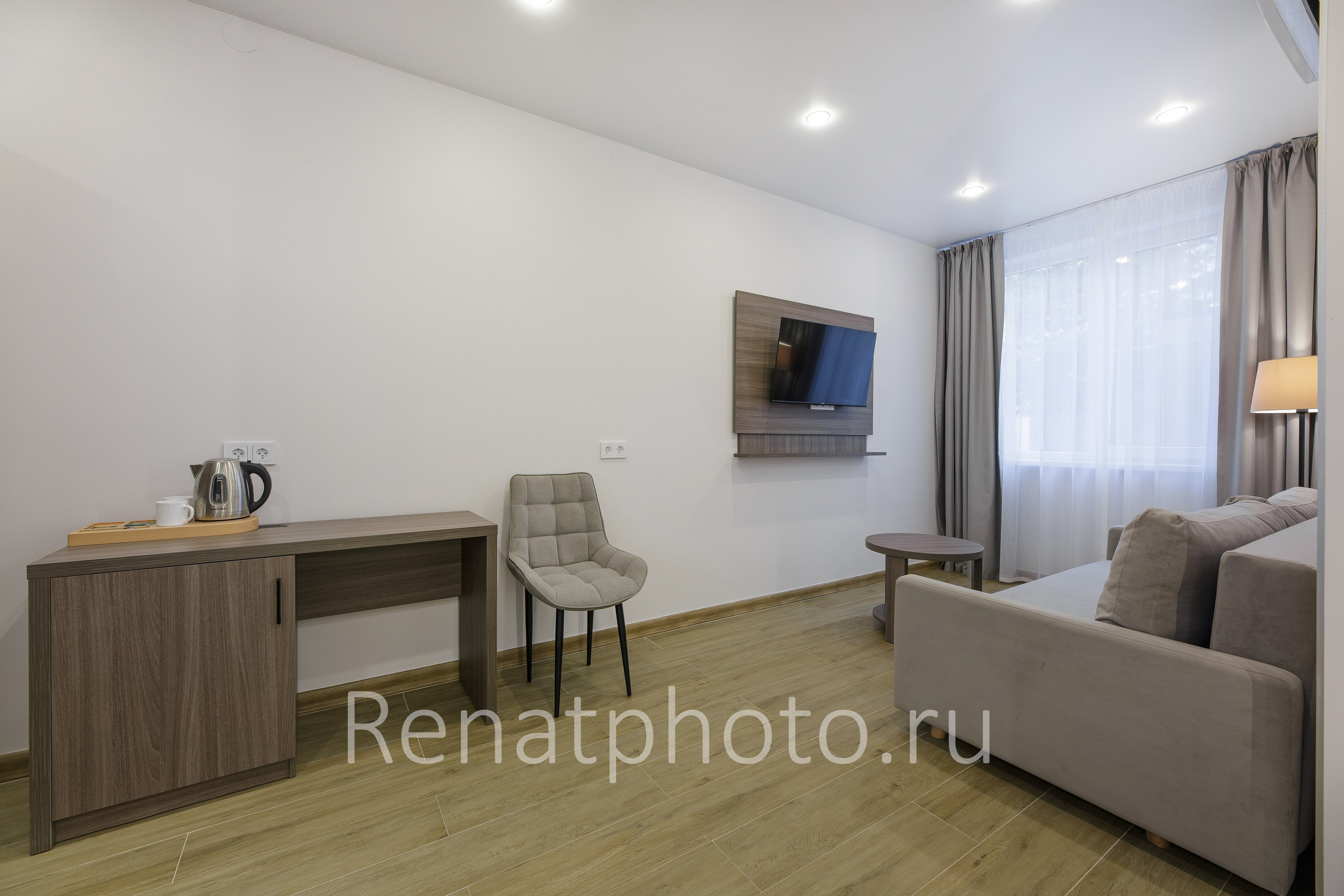 Renatphoto-Профессиональная фотосъемка номеров в отелях. Профессиональная фотосъёмка интерьеров, предметная фотосессия еды для меню г. Анапа