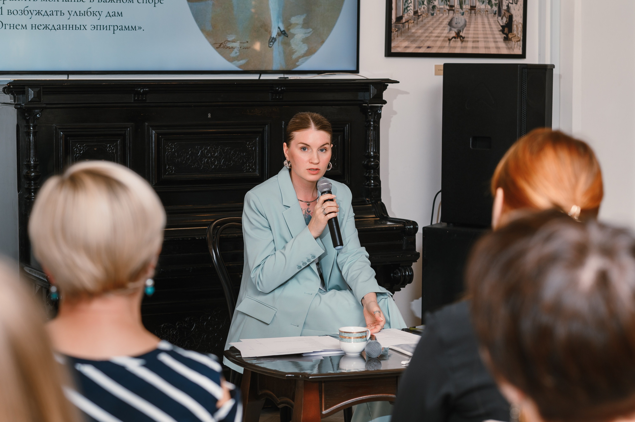 «Евгений Онегин»: лекция в особняке. Wedding and family photographer USA