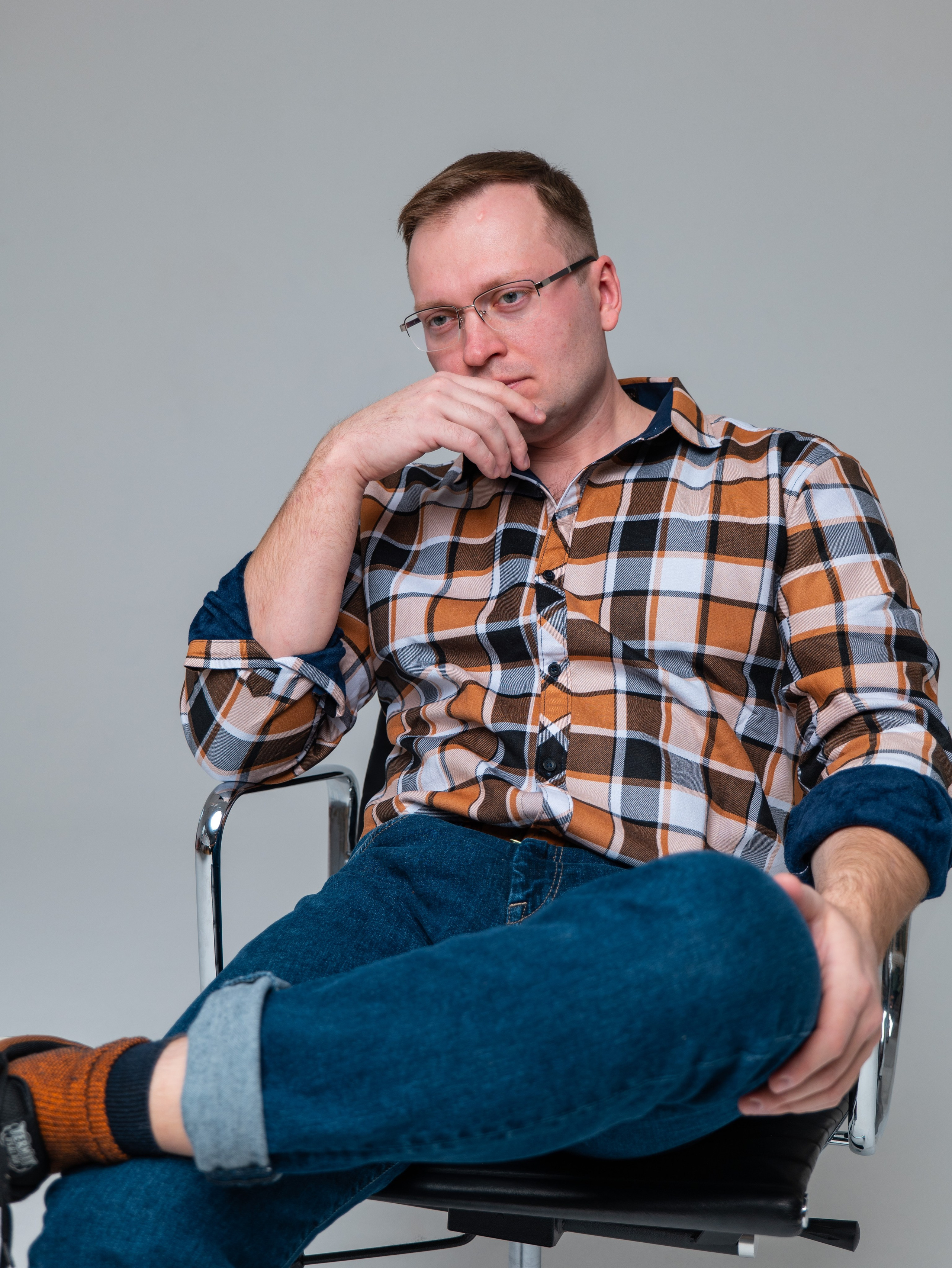 Владимир.Психолог. Фотосессия в Спб в студии, фотограф Панютина Марина