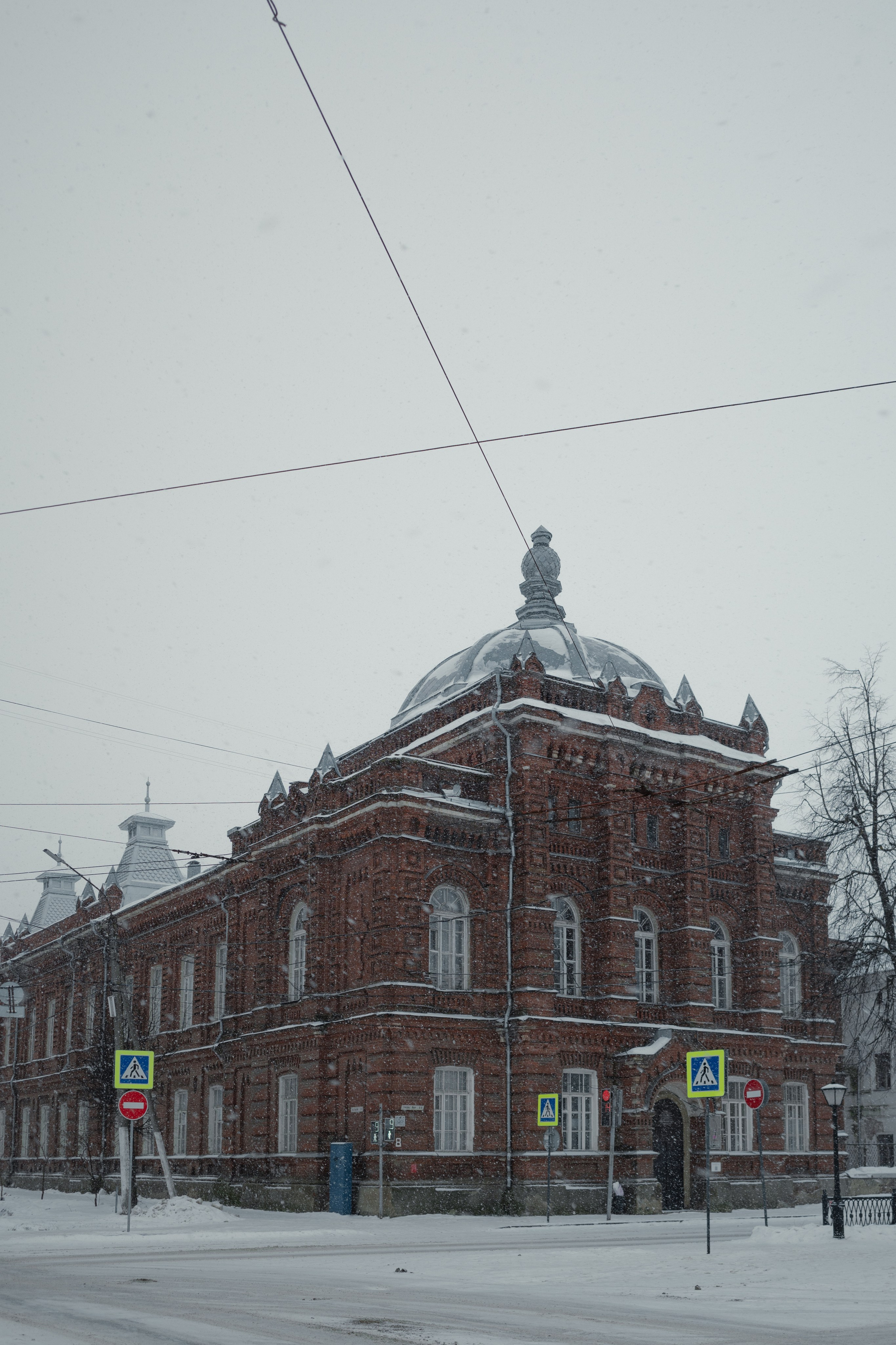 Кострома. Портретный и уличный фотограф в Москве Таня Корнеева