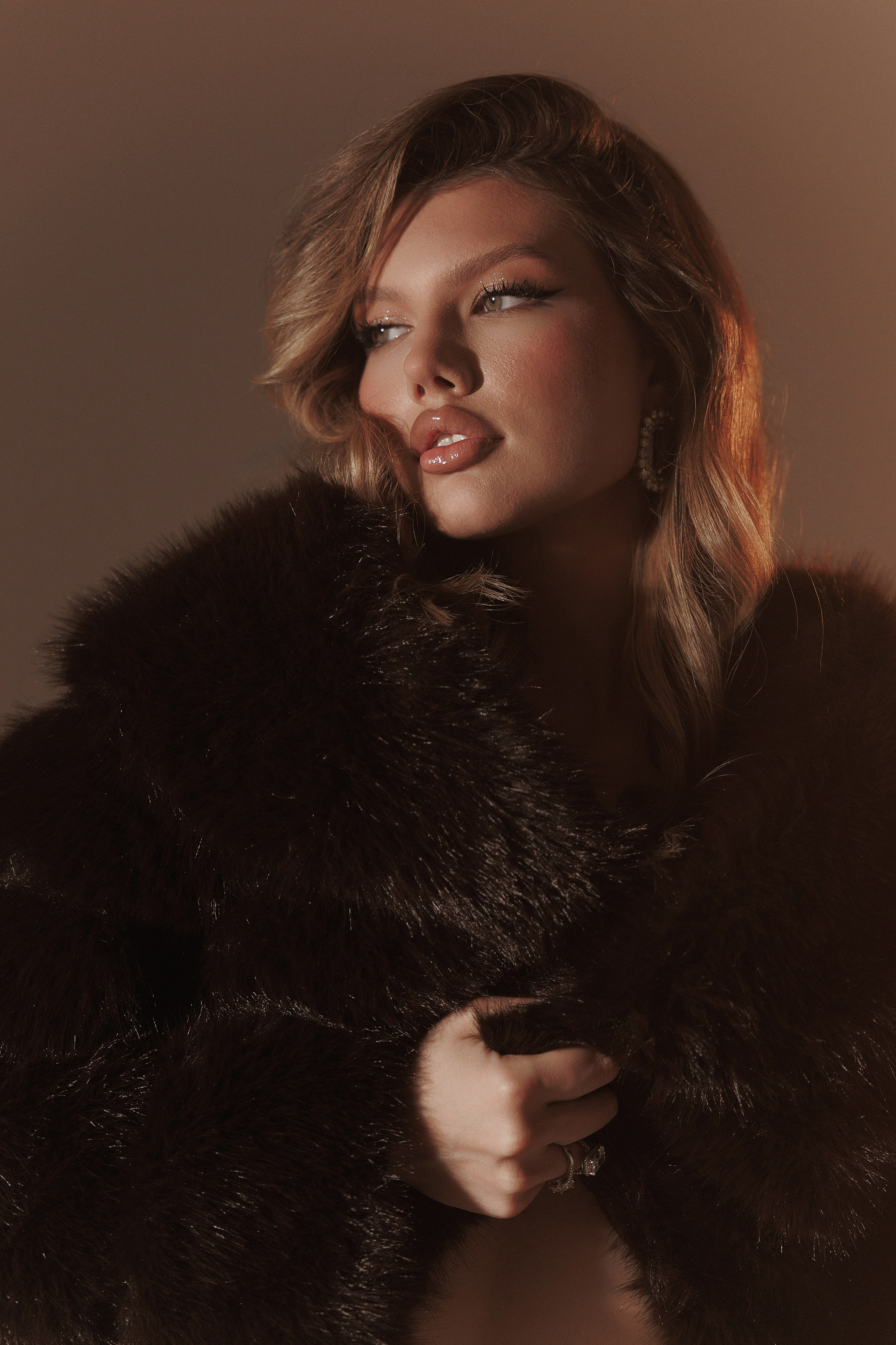 Лера. Главная