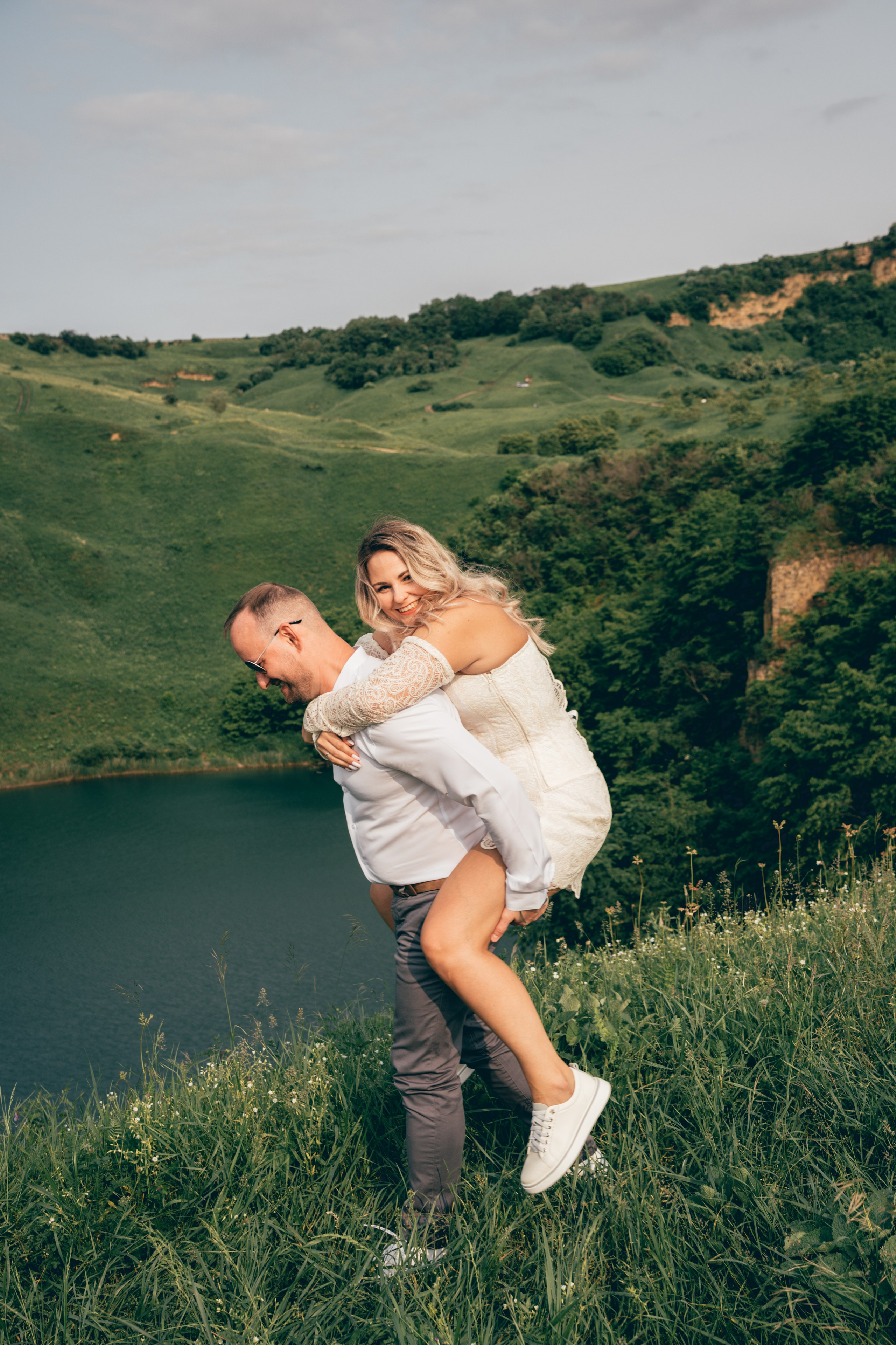 Съемка для брендов одежды КМВ Пятигорск, Железноводск, Ессентуки, Кисловодск Архыз Домбай Фотосессия. Фотограф КМВ|ГОРЫ Пятигорск Железноводск Ессентуки Кисловодск Домбай Архыз Эльбрус