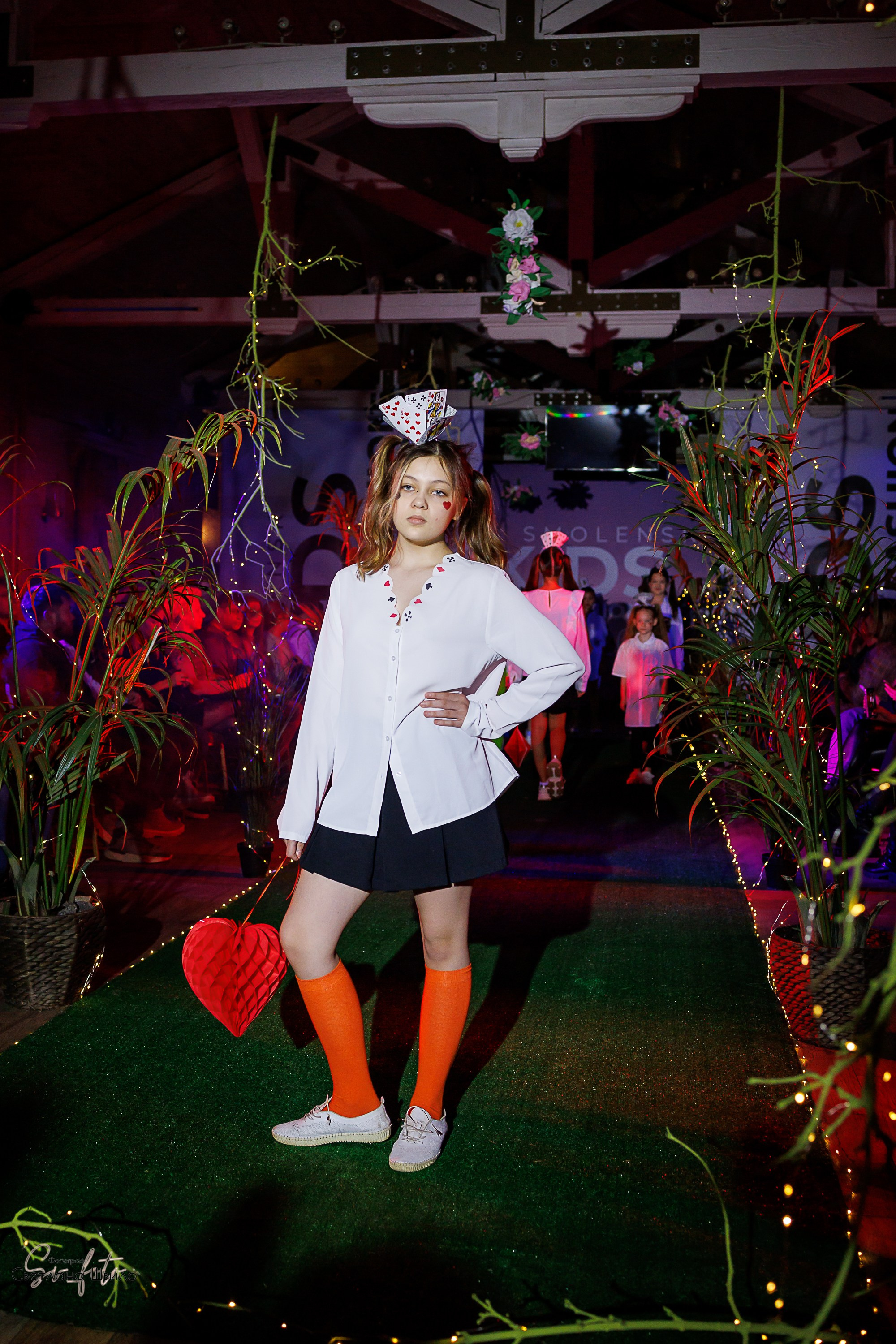 Smolensk Fashion Week_показы_ДЕНЬ 3_ФИНАЛ_Алиса в стране чудес. Главная