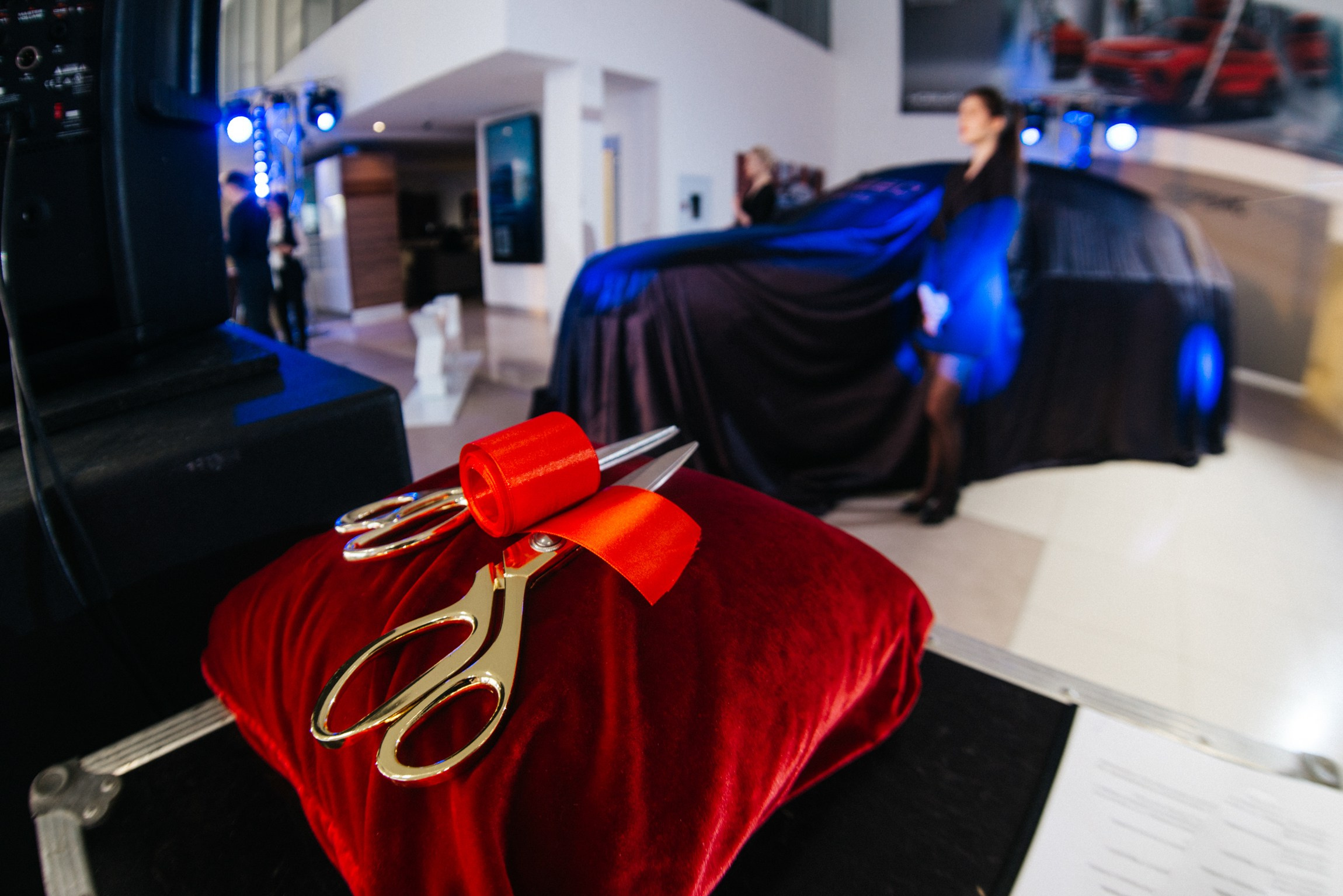 Открытие автосалона Exeed. Портретный и репортажной фотограф Алексей Волков. Москва, Оренбург