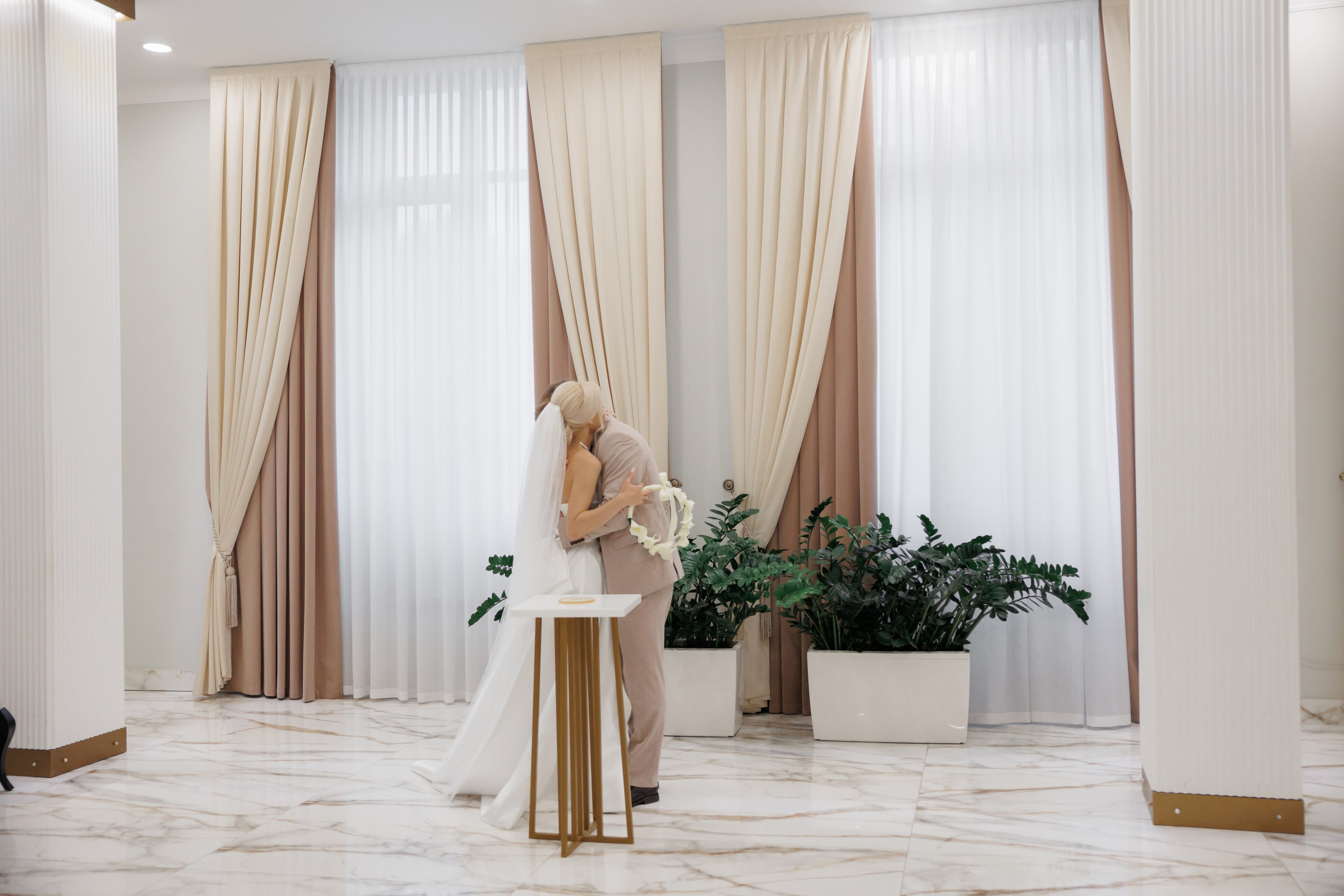 Отель «Милан», Шипиловский ЗАГС, прогулка в парке Царицыно. Свадебный и репортажный фотограф (Москва, Королев и другие)