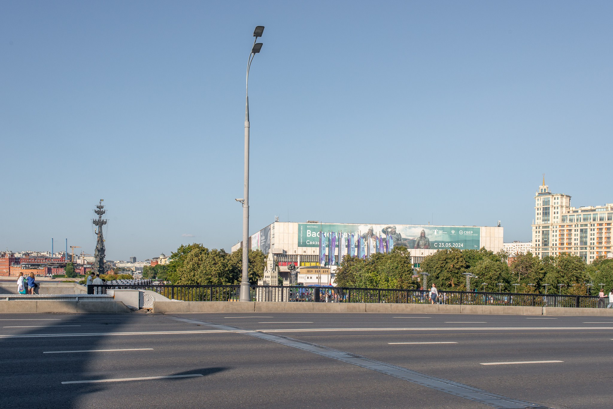 Достопримечательности Москвы. Коммерческая фотосъёмка городской среды, архитектуры и производственных объектов