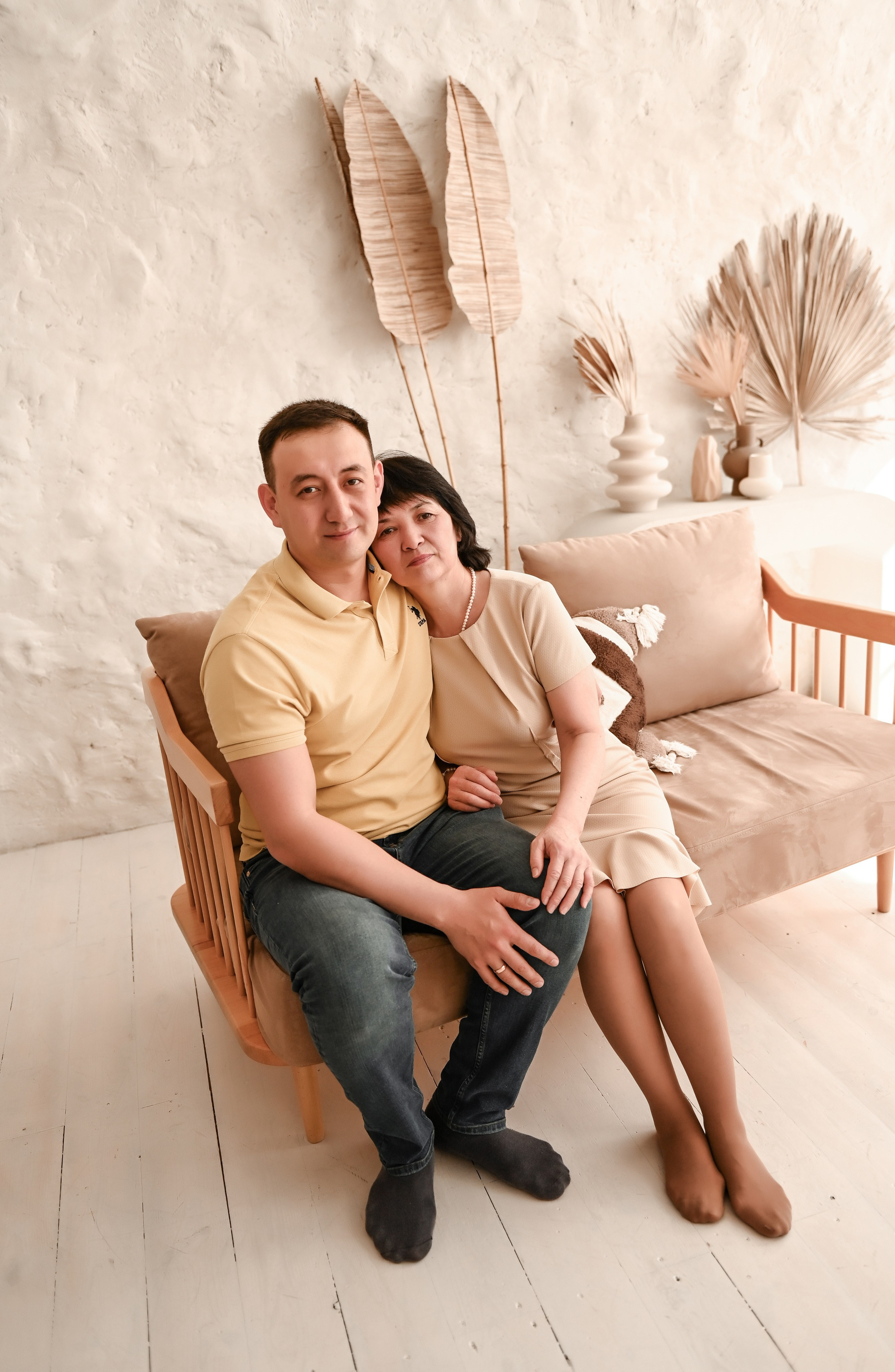 Семейная студийная  фотосессия 2. Свадебный, семейный, детский, контент фотограф в Омске Максим Ильин