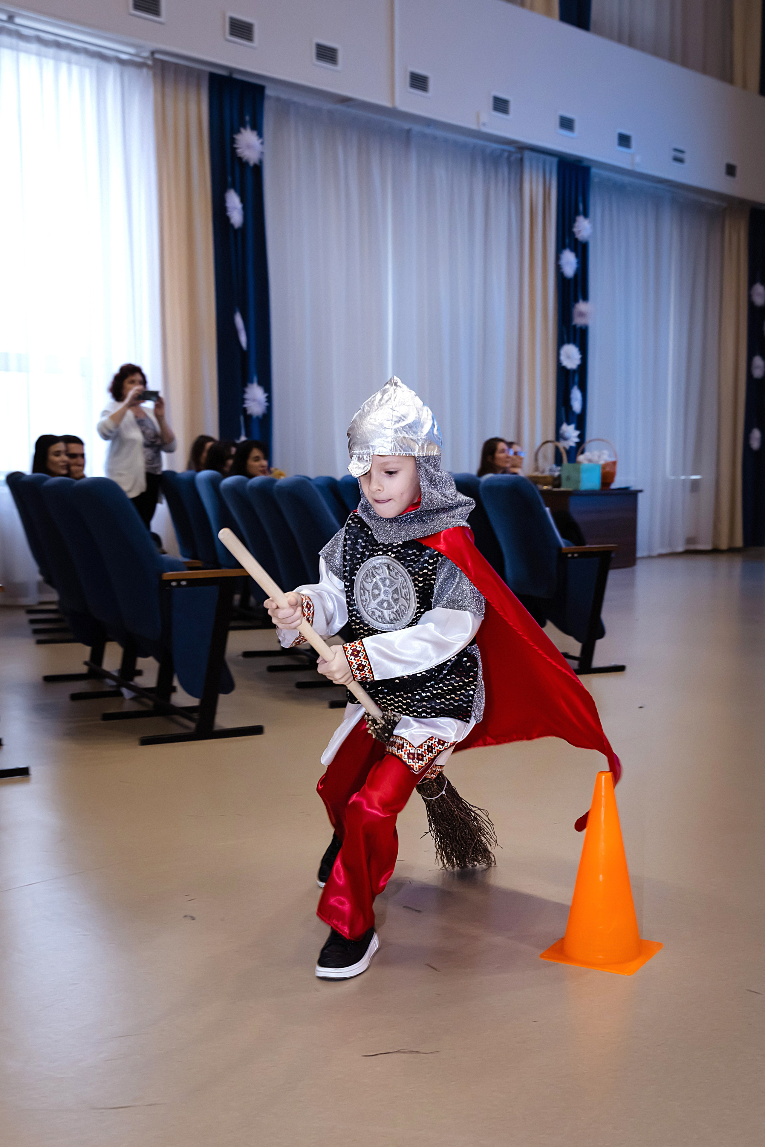 Новогодний праздник 1 В класс! Гимназия № 23. Фотограф и Видеограф в Краснодаре Юлия Солодченко