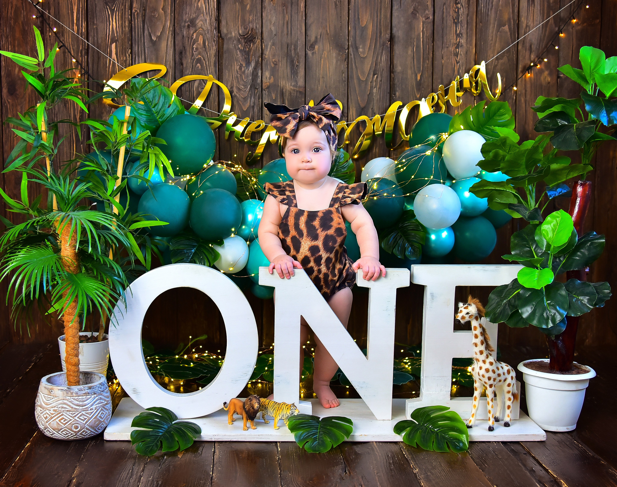 Малышки Антураж