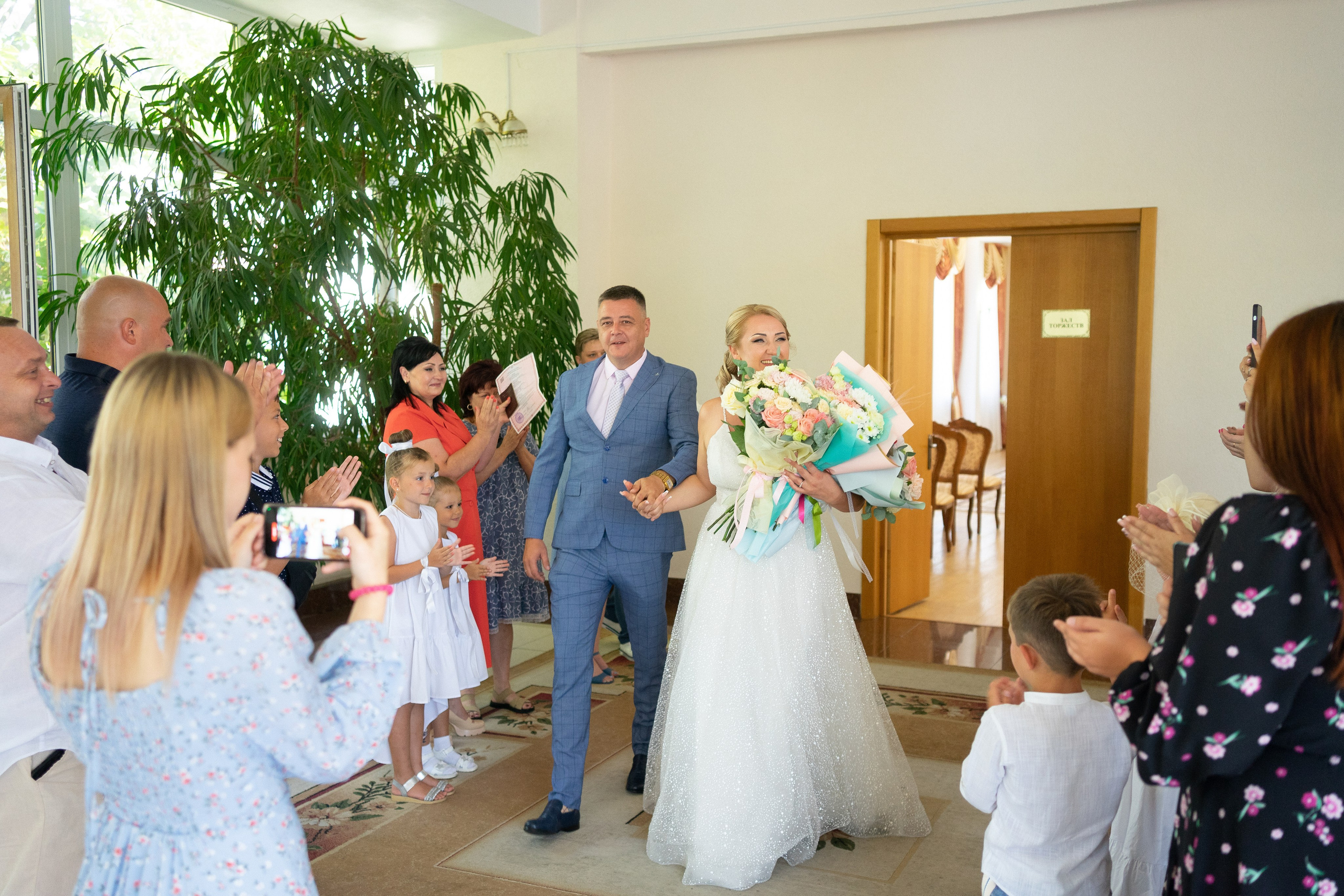 Свадебная серия в парке. Фотограф в Сочи Тиунова Маргарита и Тиунов Евгений