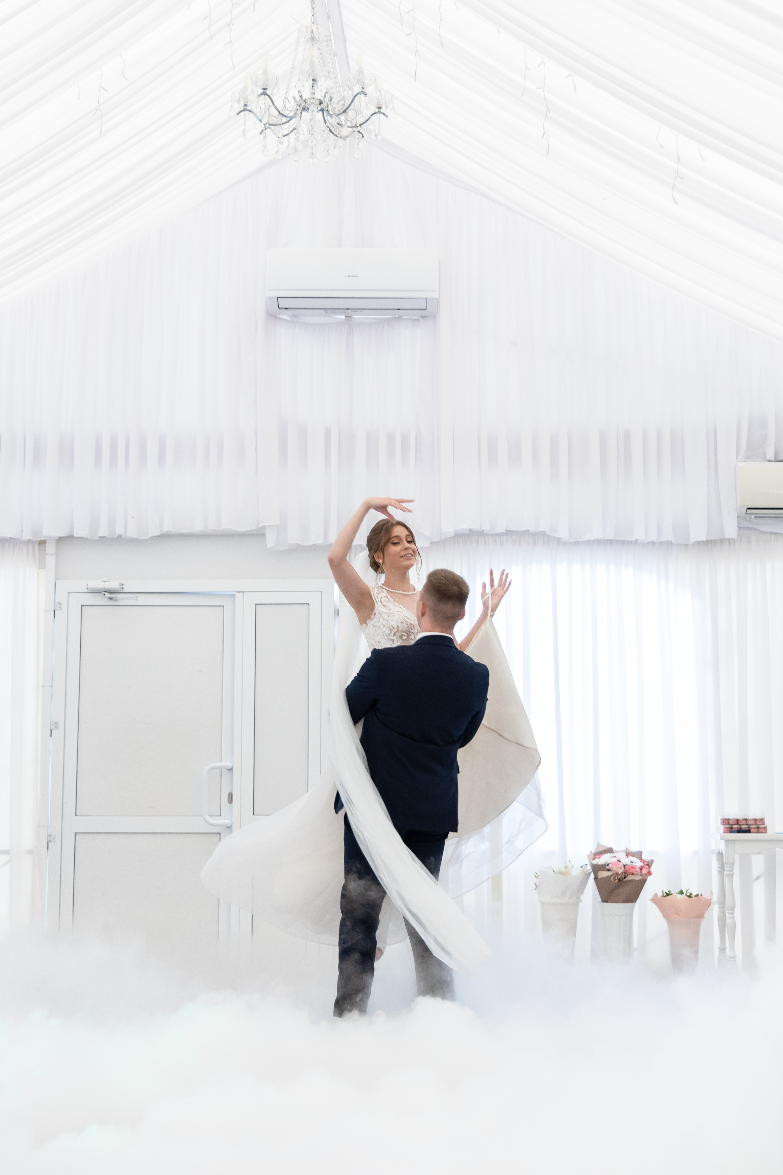 Ксения и Антон (полный день). Фотограф в Барнауле Юлия Садвокасова