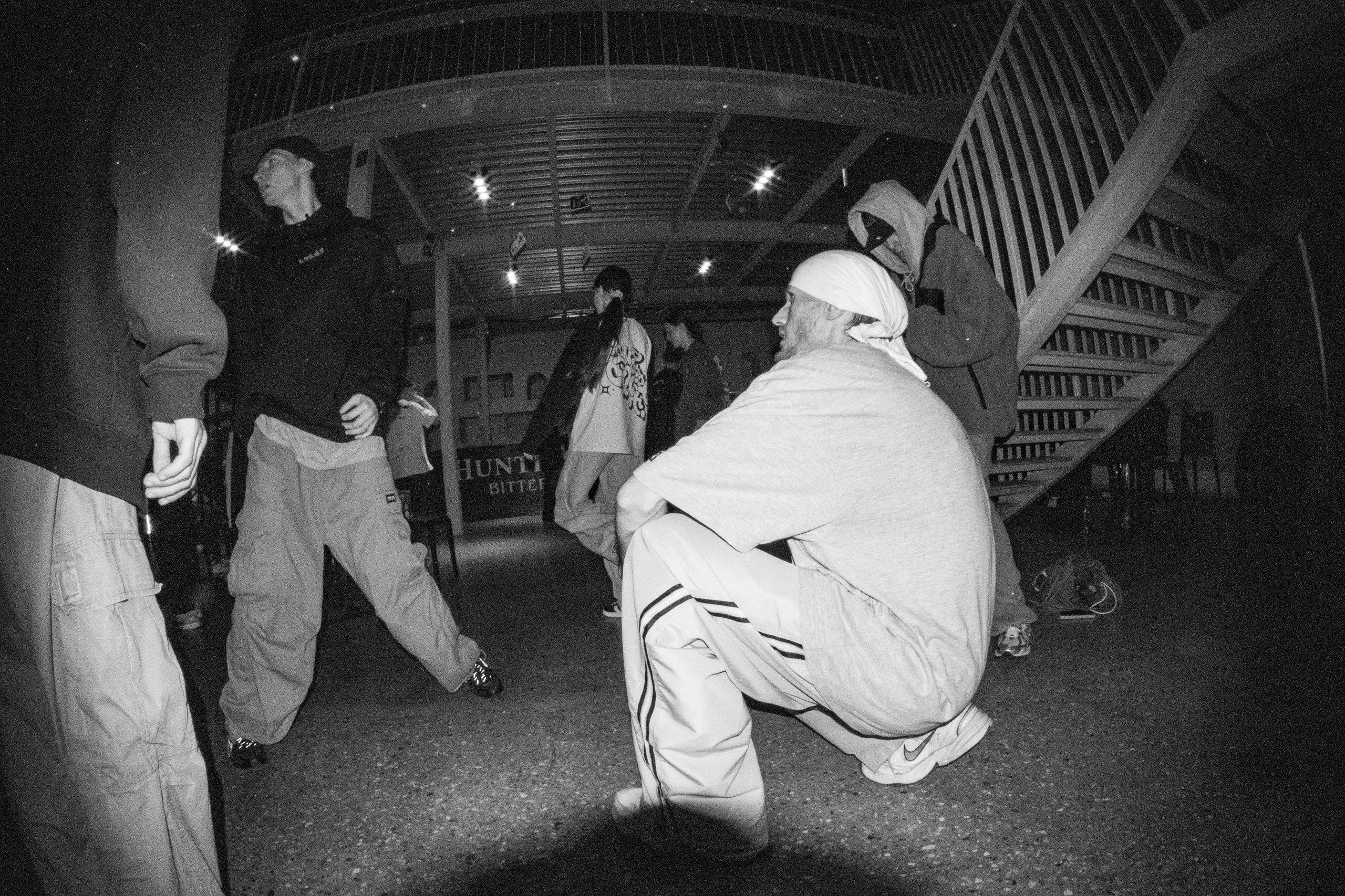 LORDS OF THE UNDERGROUND 27/10/25 (@youlovebu). Соня бу тебя сфоткала