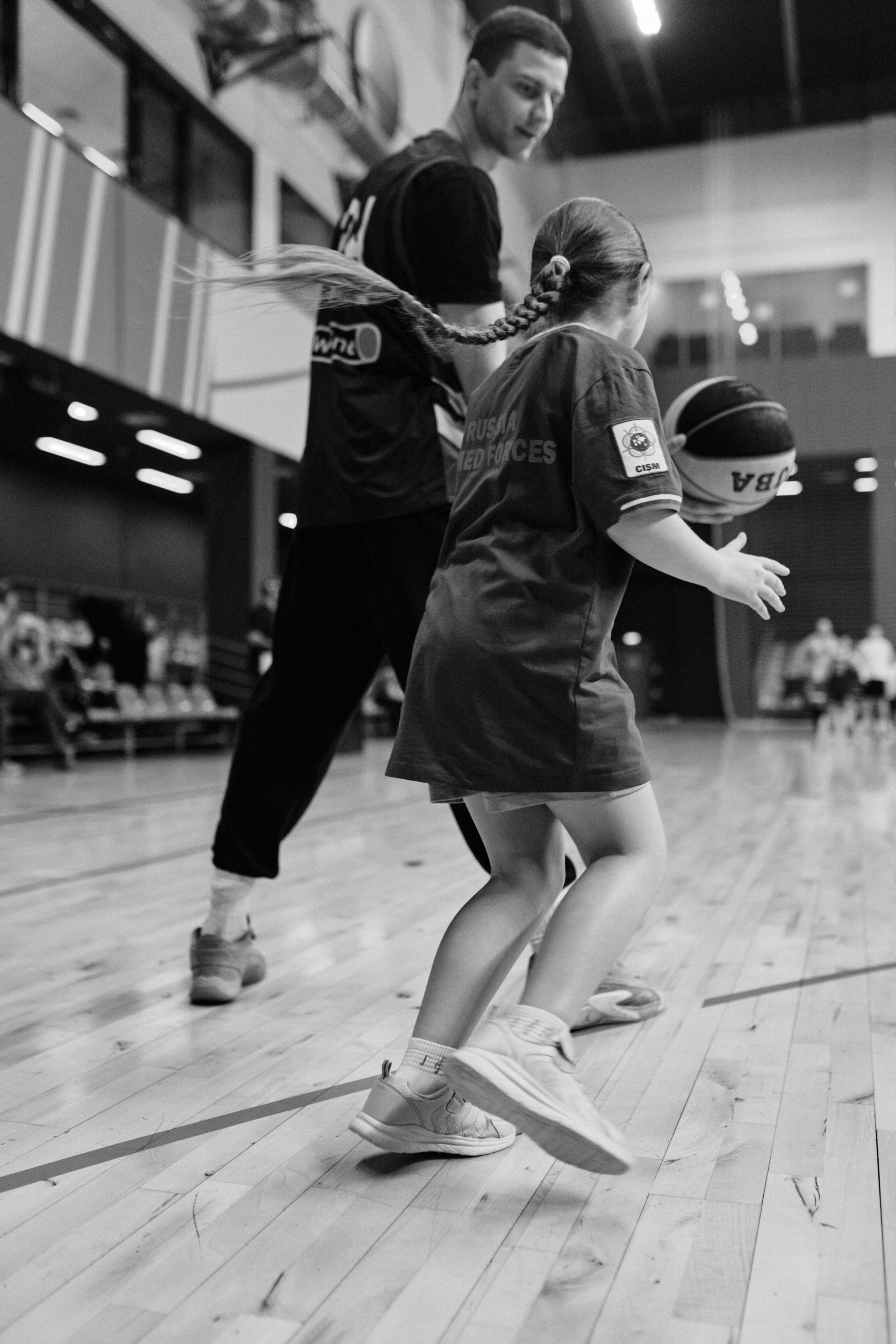 Новогодний баскетбол 2025. Детская лига. Евгений Бреча. Коммерческий и бэкстейдж фотограф в Москве