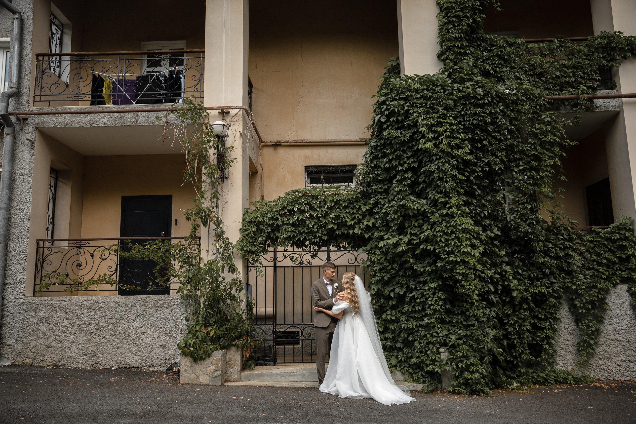 Он, она и весь день любви. Злата и Никита. Свадебный и семейный фотограф в Екатеринбурге Катя Буряк