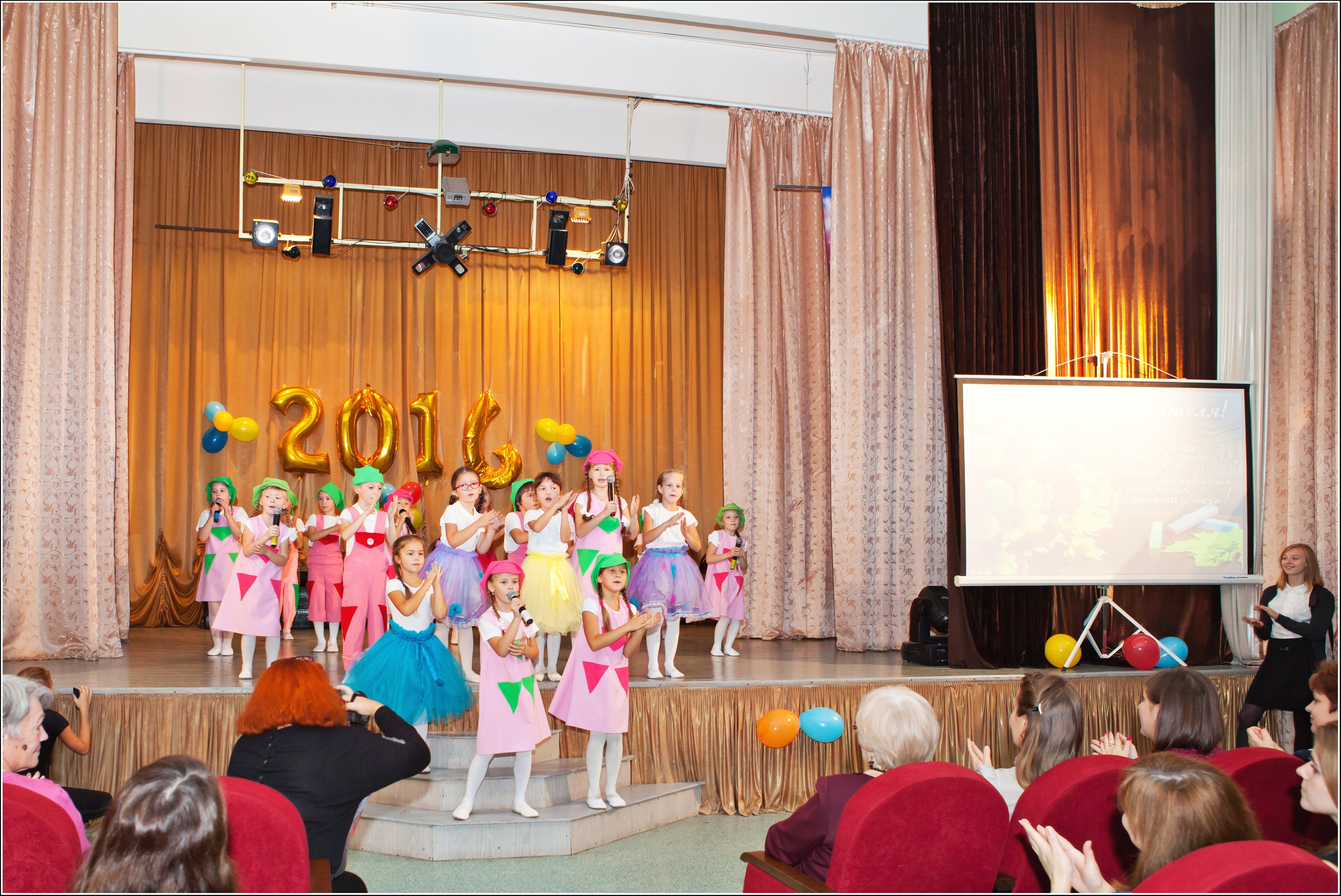Выступление коллектива Дежавю. Фото и видео Москва, Московский. Свадебный фотограф, видеограф, фотосессии, видеосъемка