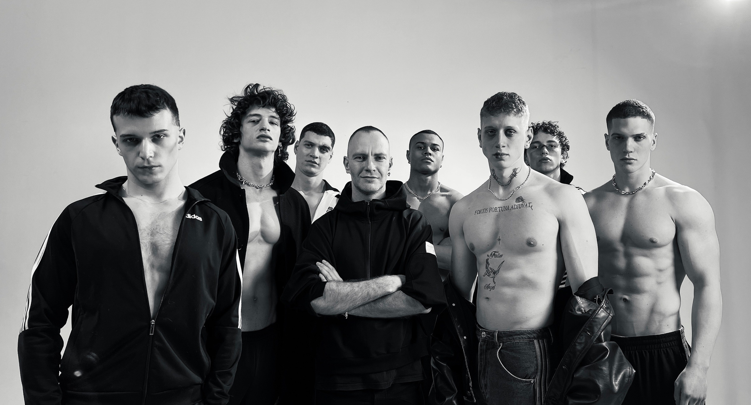 Sergio Maiis | Fashion Photographer in Istanbul, Dubai, Tbilisi & Belgrade
