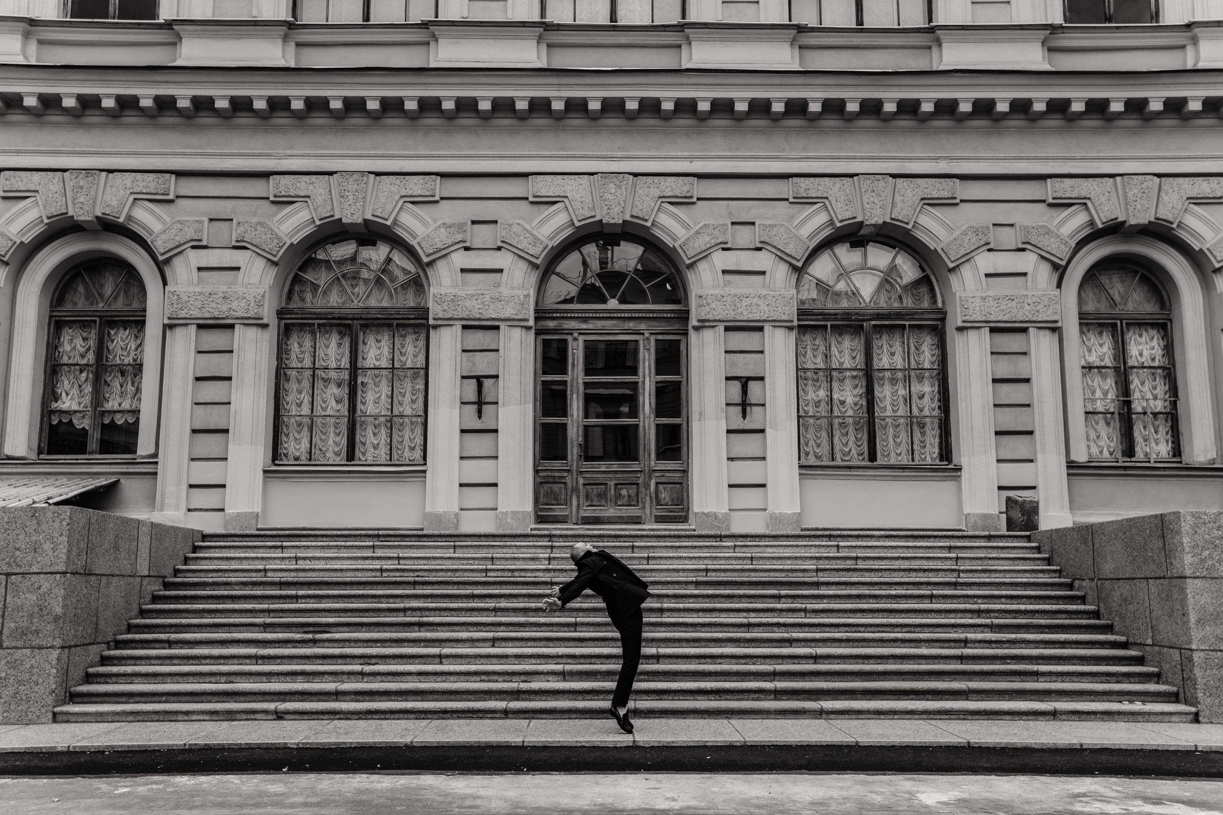 Творческая фотосессия на берегу Финского залива. Ева Демидова. Спортсмен по конкуру в Санкт-Петербуре