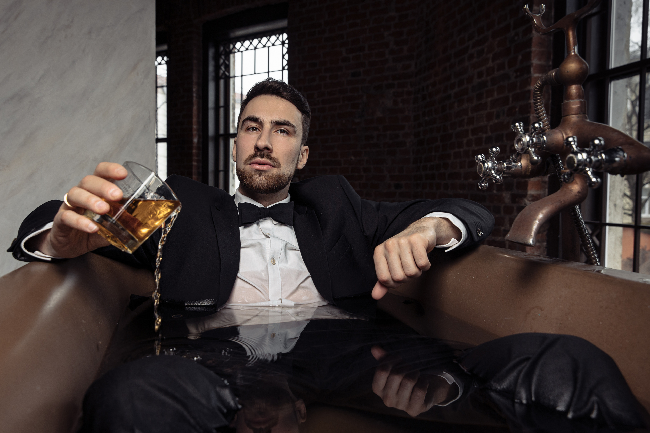 Творческая фотосессия на берегу Финского залива. Ева Демидова. Спортсмен по конкуру в Санкт-Петербуре