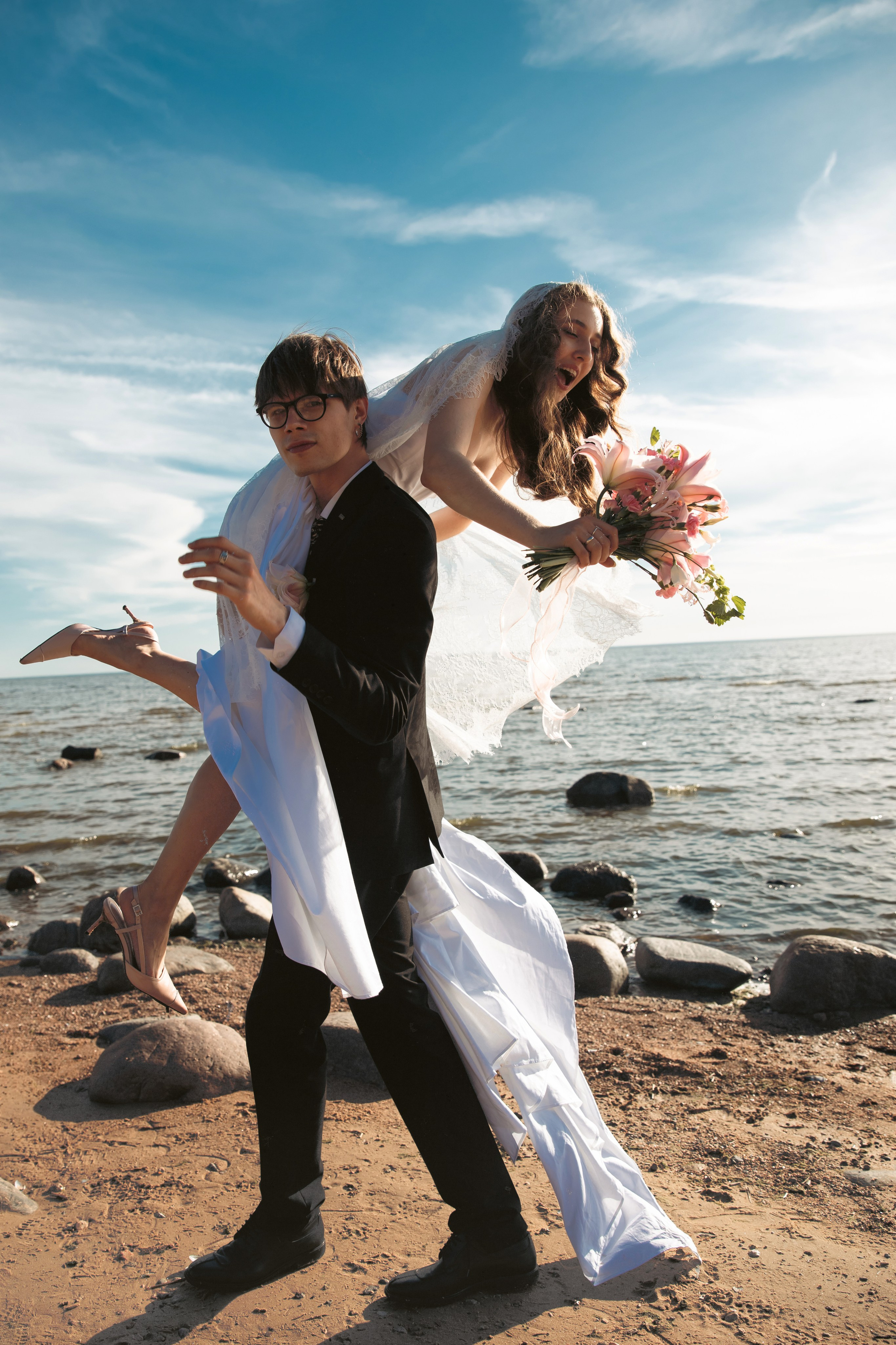 WEDDINGS. DRIPSTOCK MAG