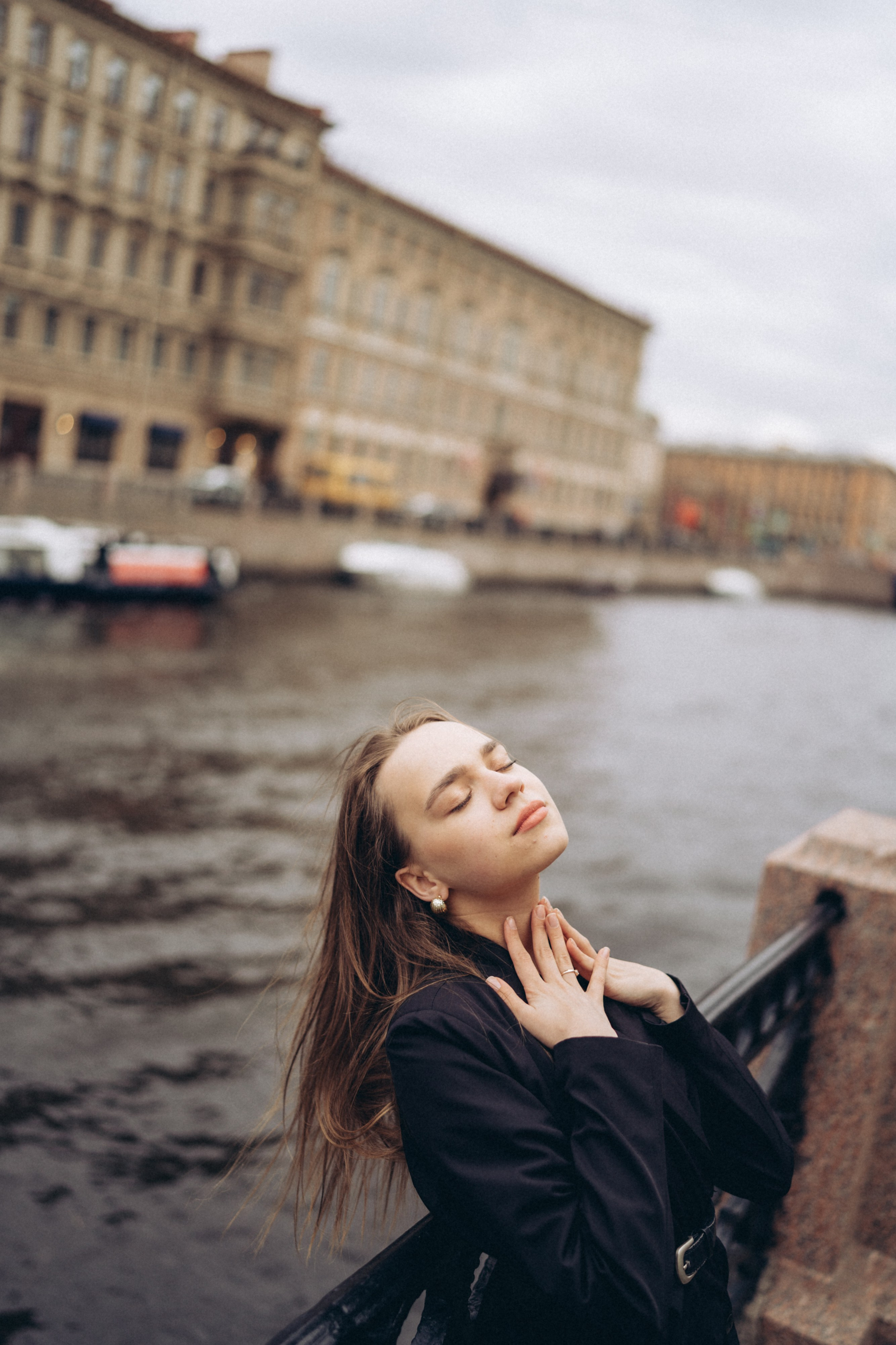 Анна / Прогулка по городу. Фотограф в Санкт-Петербурге — Лучина Екатерина